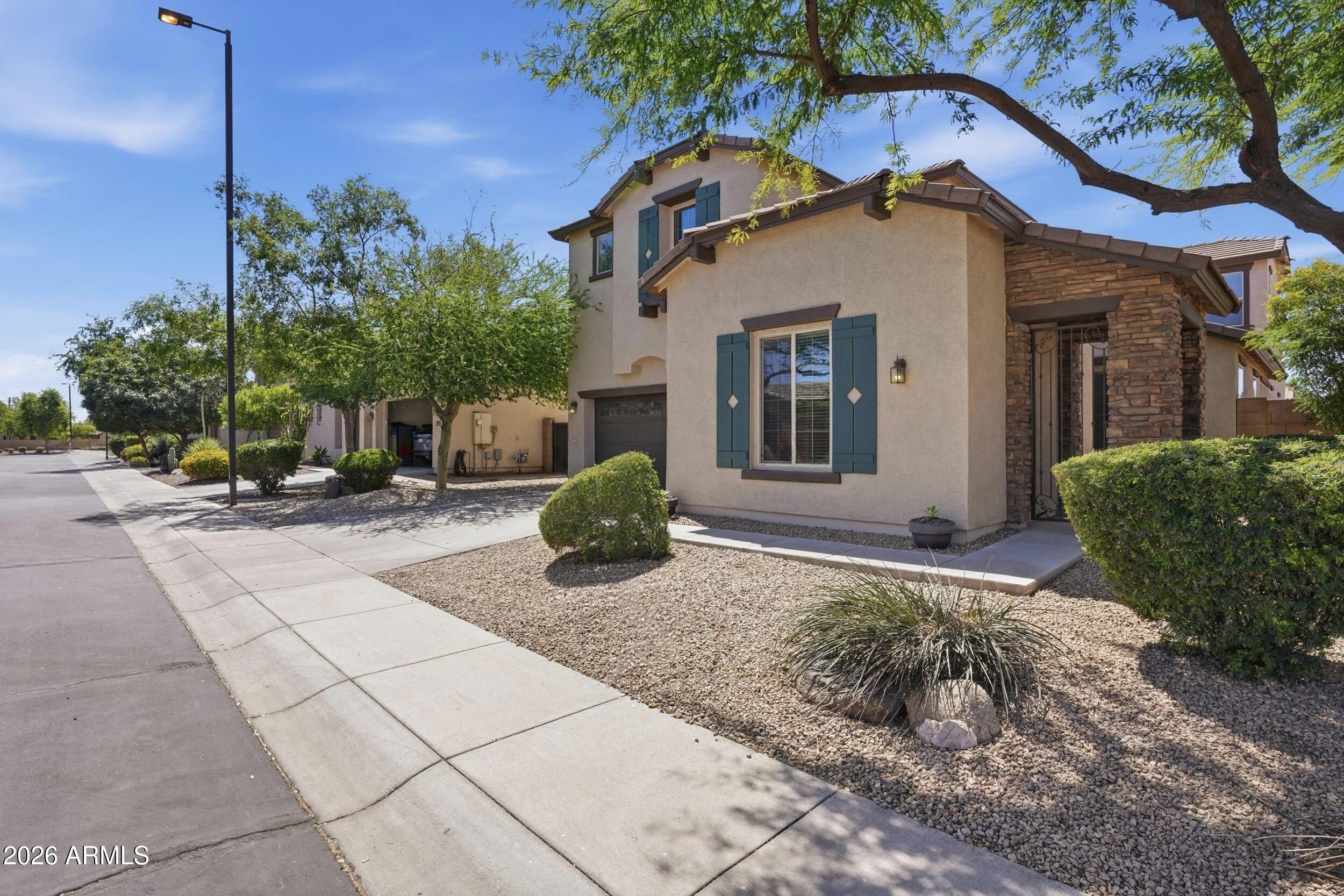 1917 E AZALEA Court