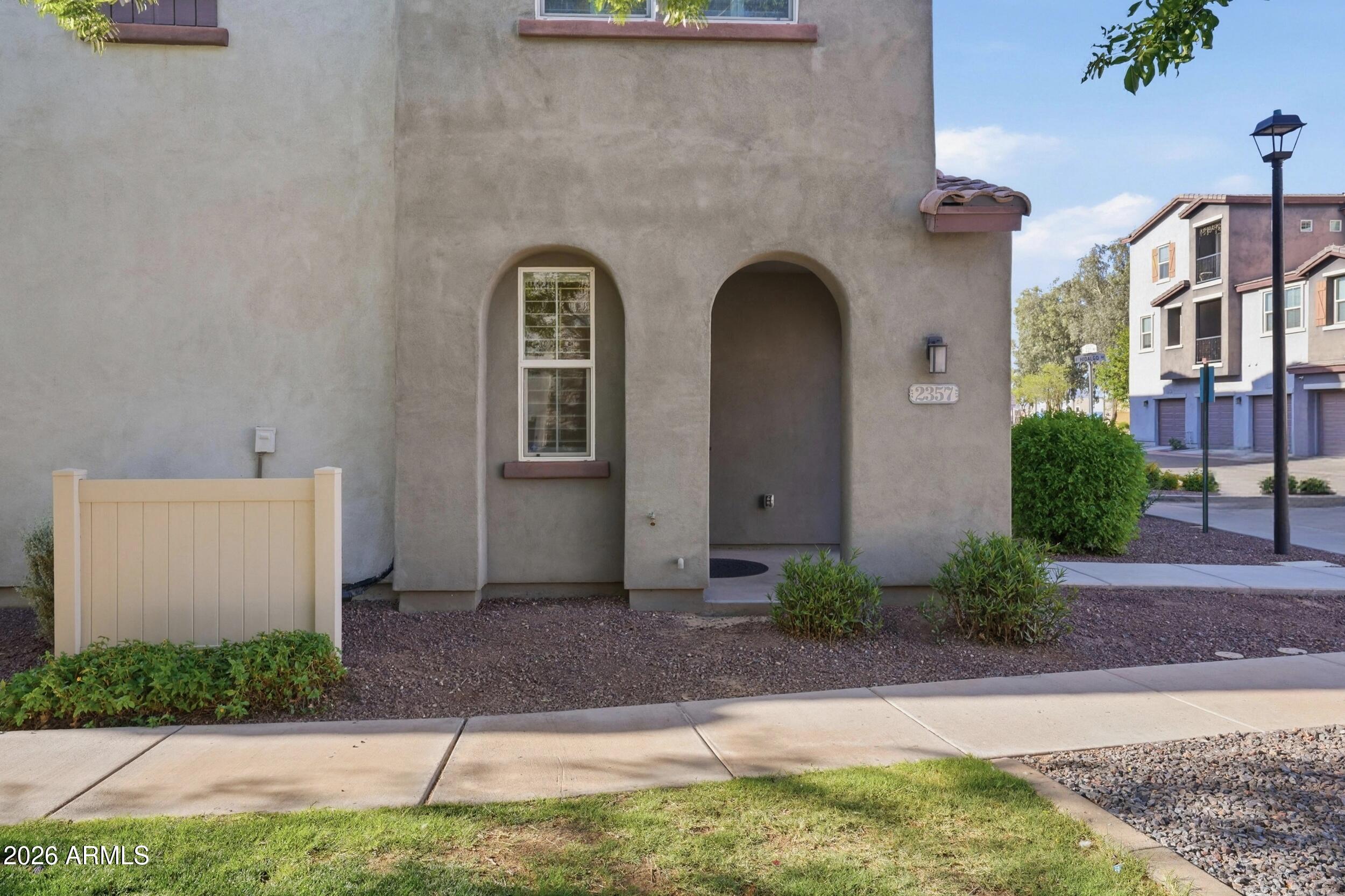 2357 E HIDALGO Avenue