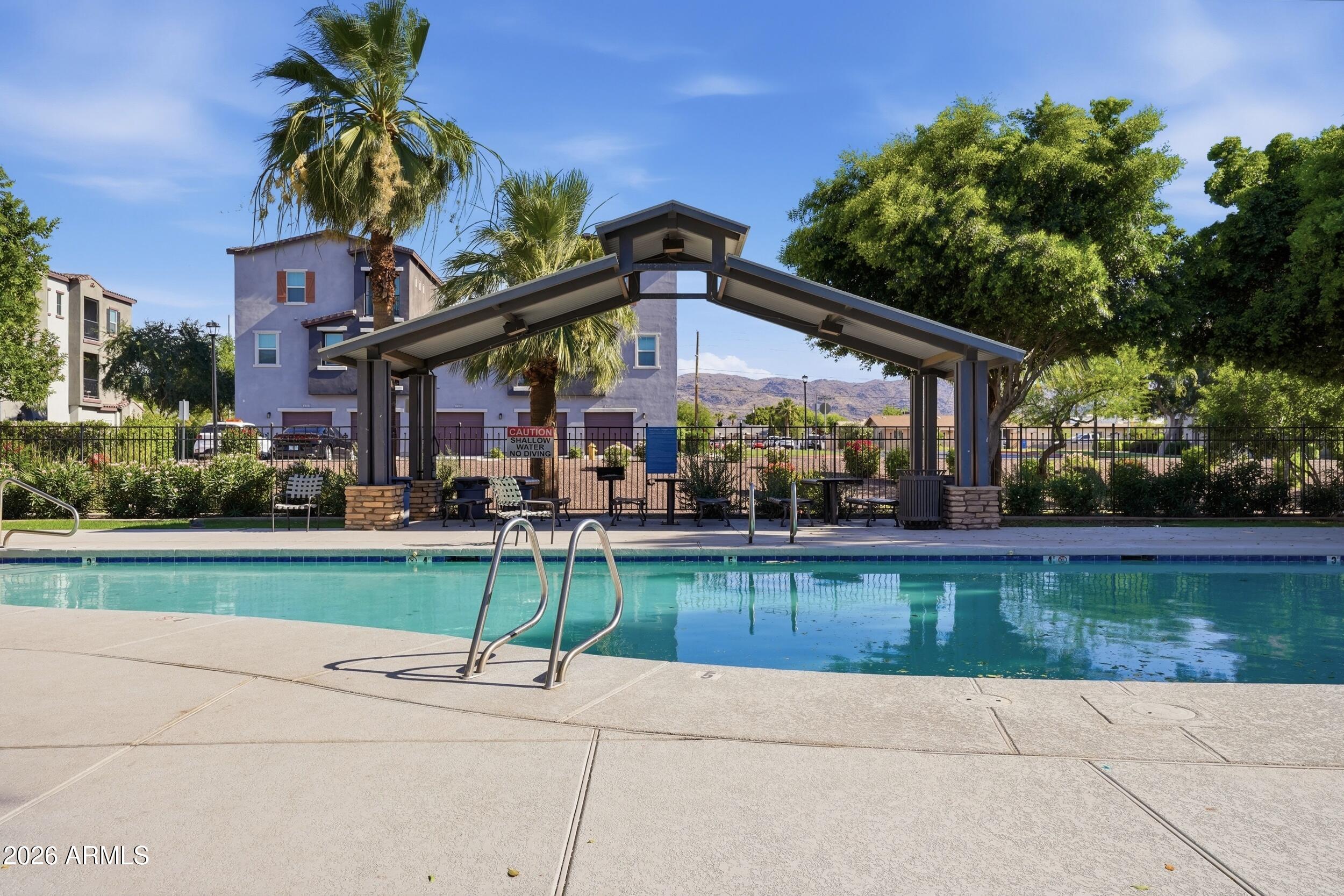 2357 E HIDALGO Avenue