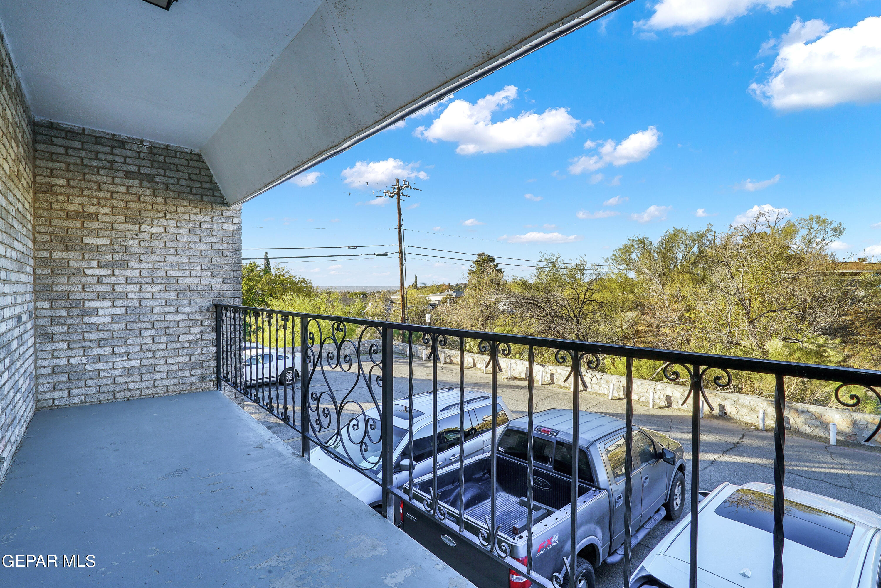 6700 ESCONDIDO Drive, F8