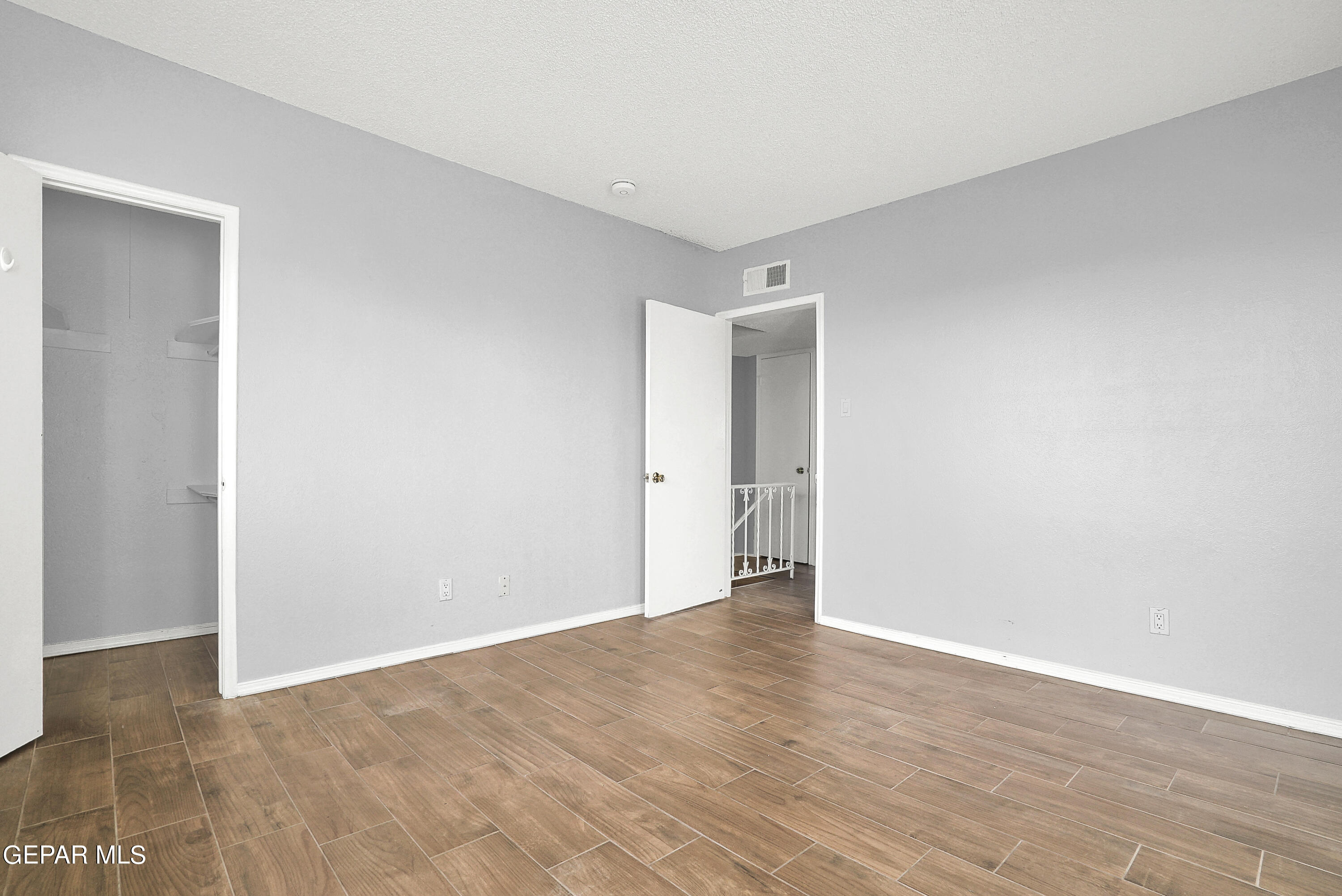 6700 ESCONDIDO Drive, F8