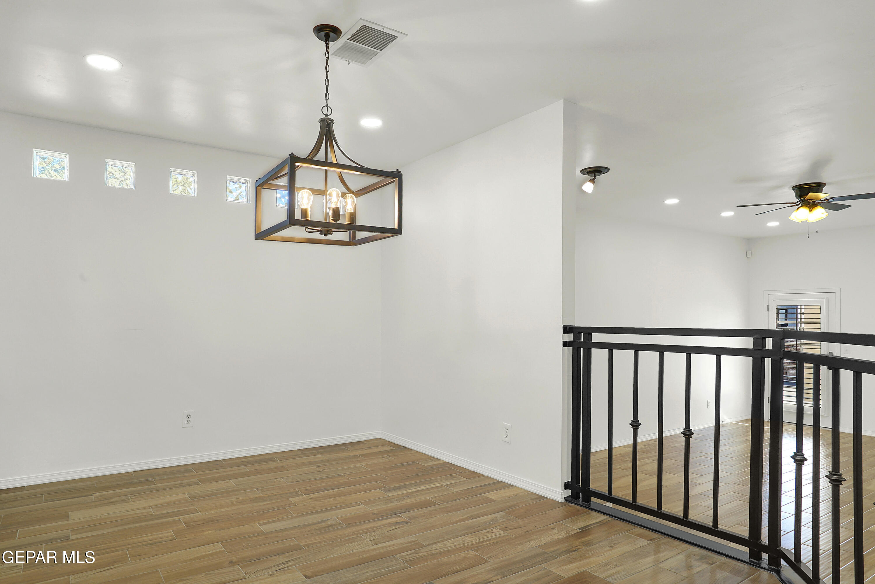 7114 DESERT JEWEL Drive
