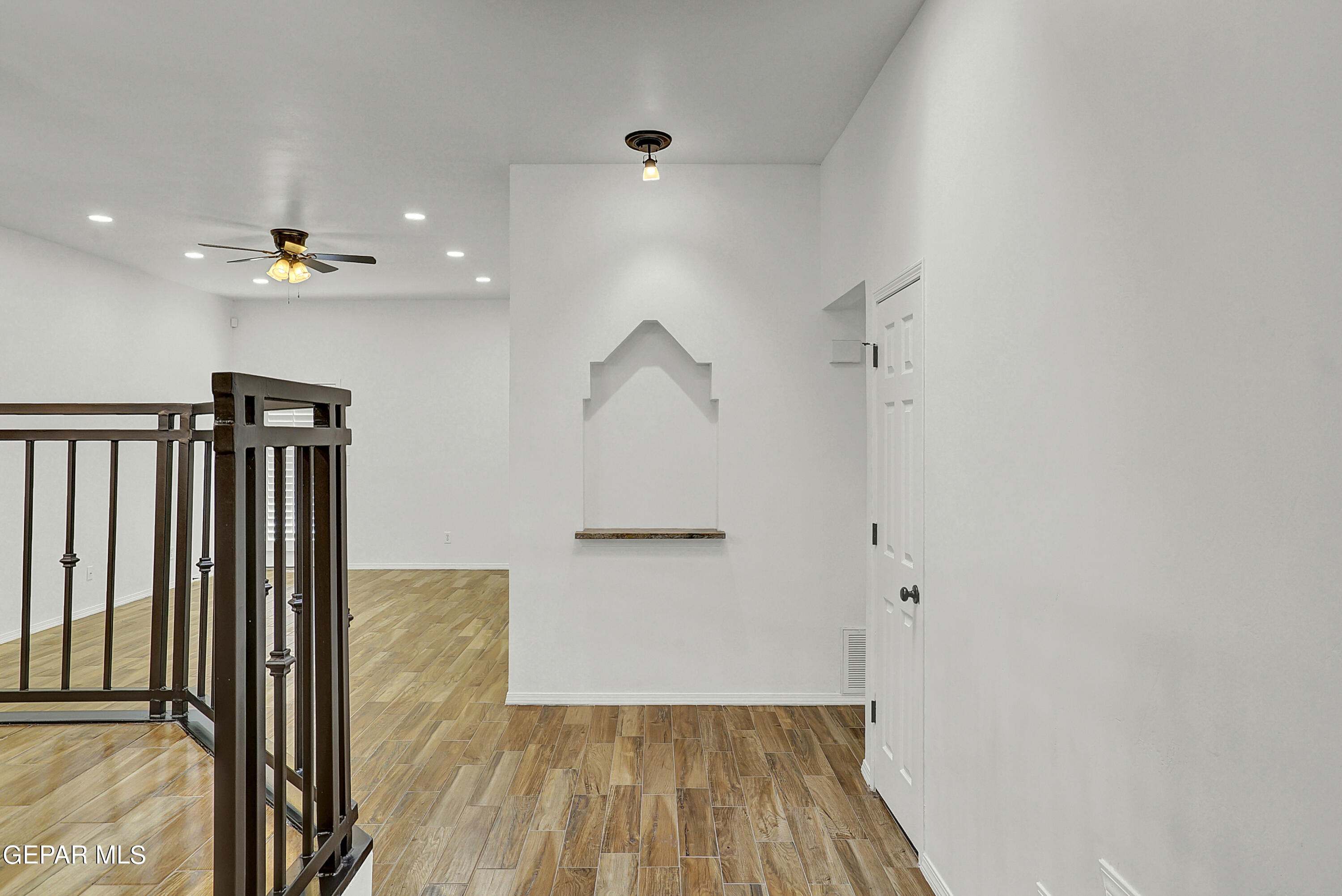 7114 DESERT JEWEL Drive