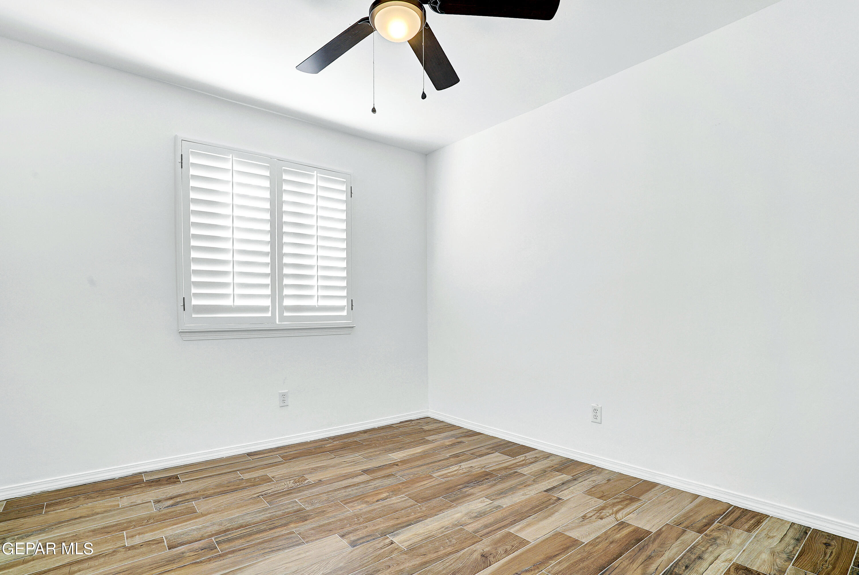 7114 DESERT JEWEL Drive