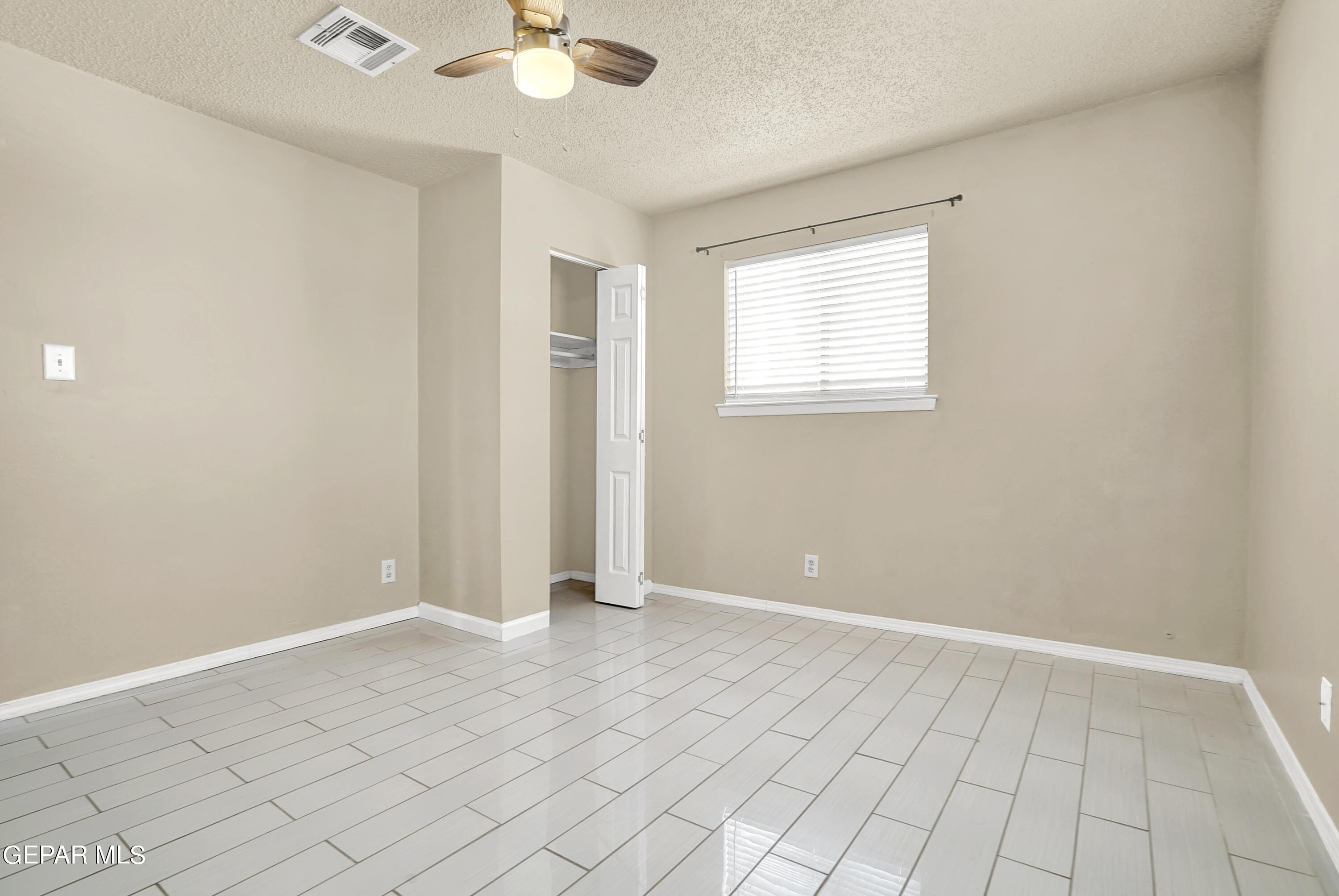 11364 BEACH FRONT Drive, A & B