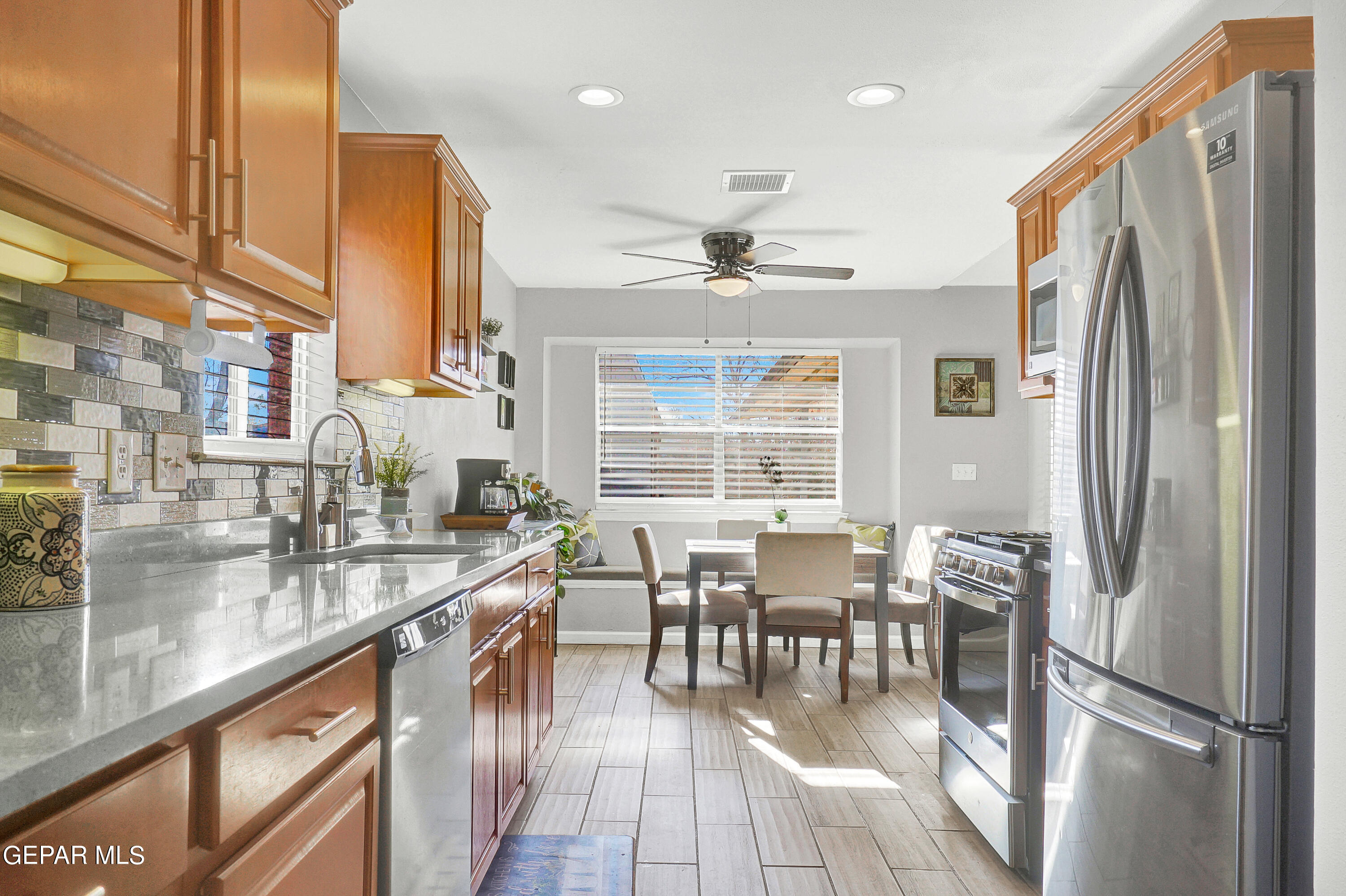 11364 BEACH FRONT Drive, A & B
