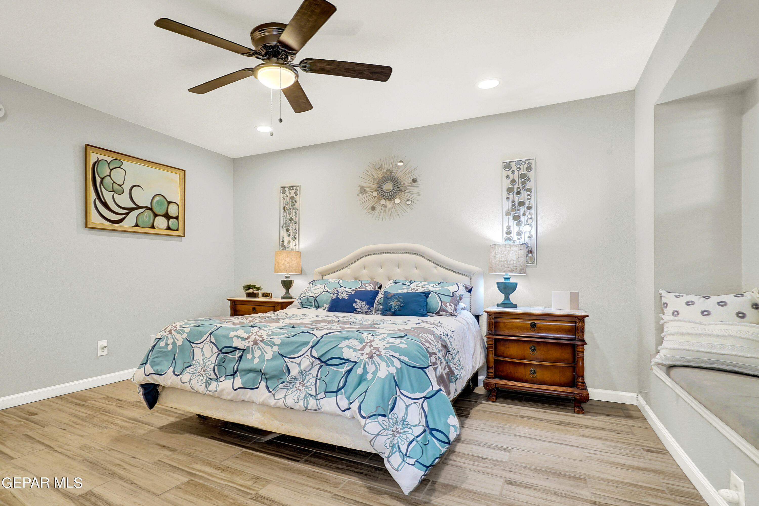 11364 BEACH FRONT Drive, A & B