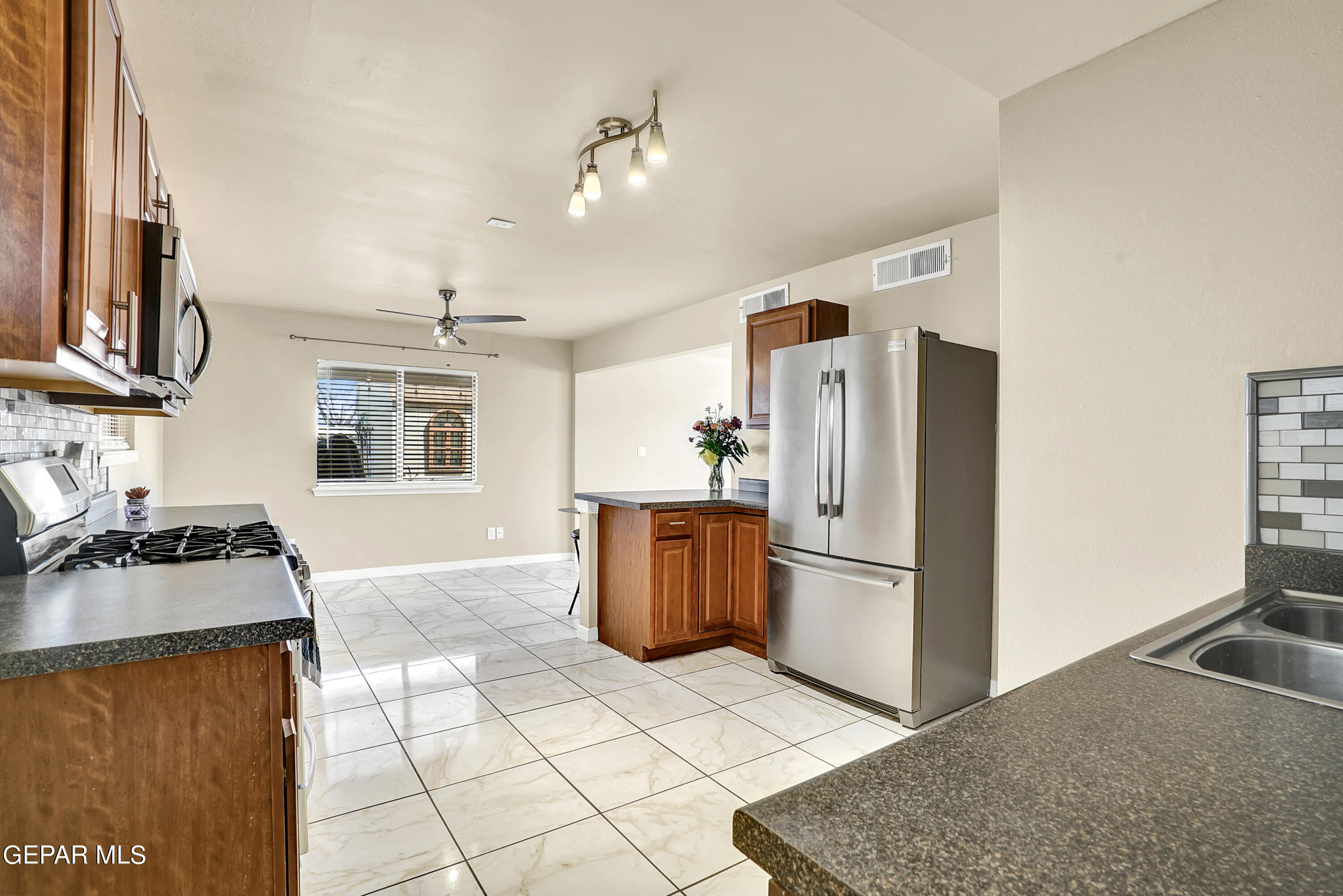 11364 BEACH FRONT Drive, A & B
