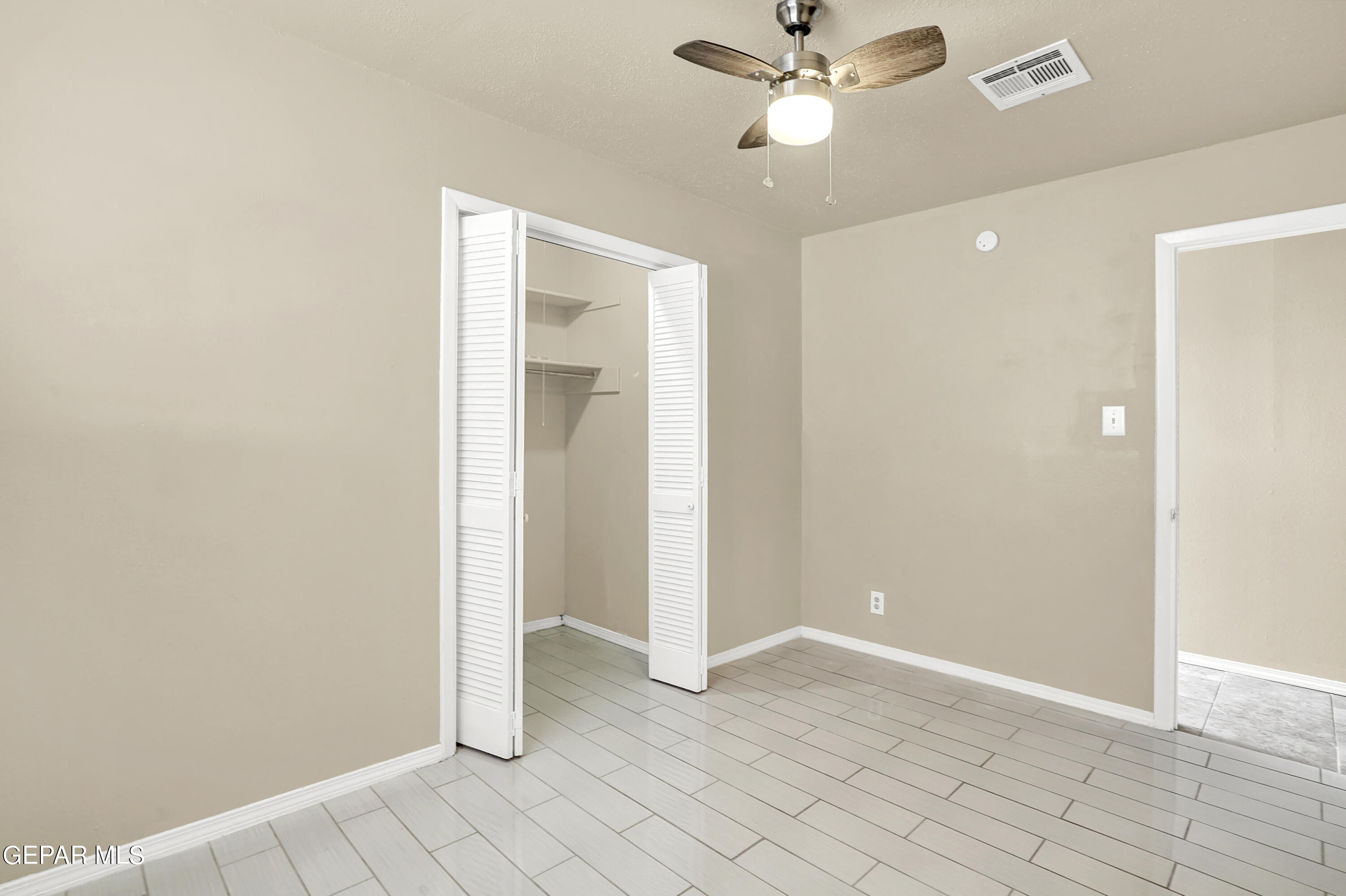 11364 BEACH FRONT Drive, A & B