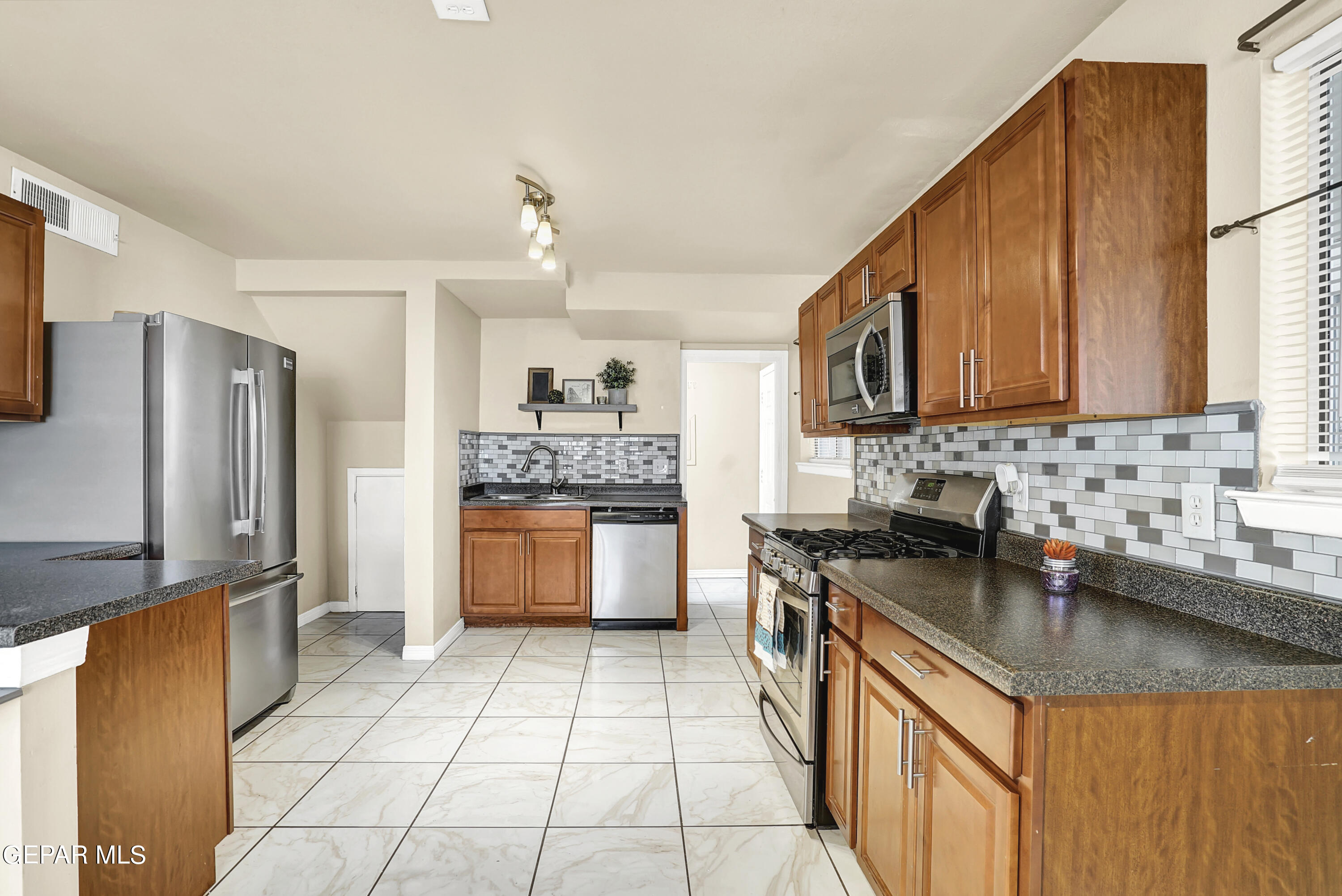 11364 BEACH FRONT Drive, A & B