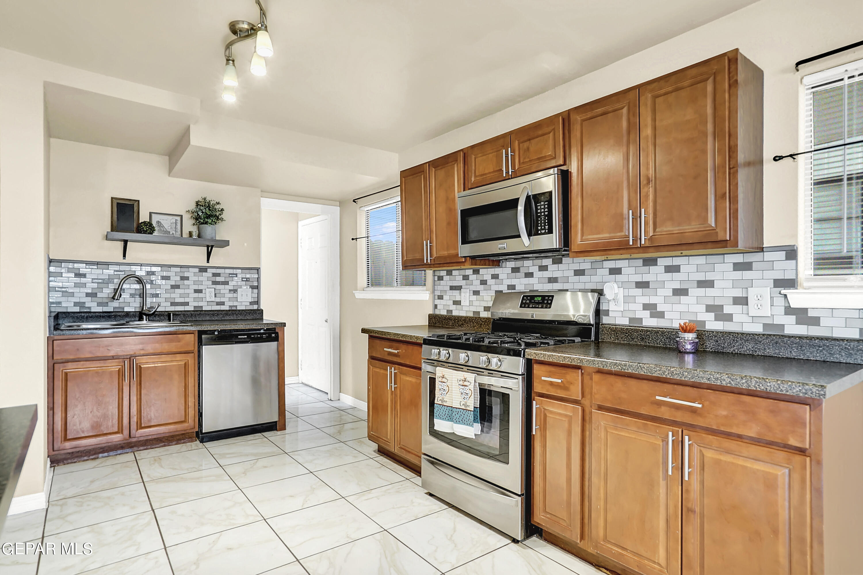 11364 BEACH FRONT Drive, A & B
