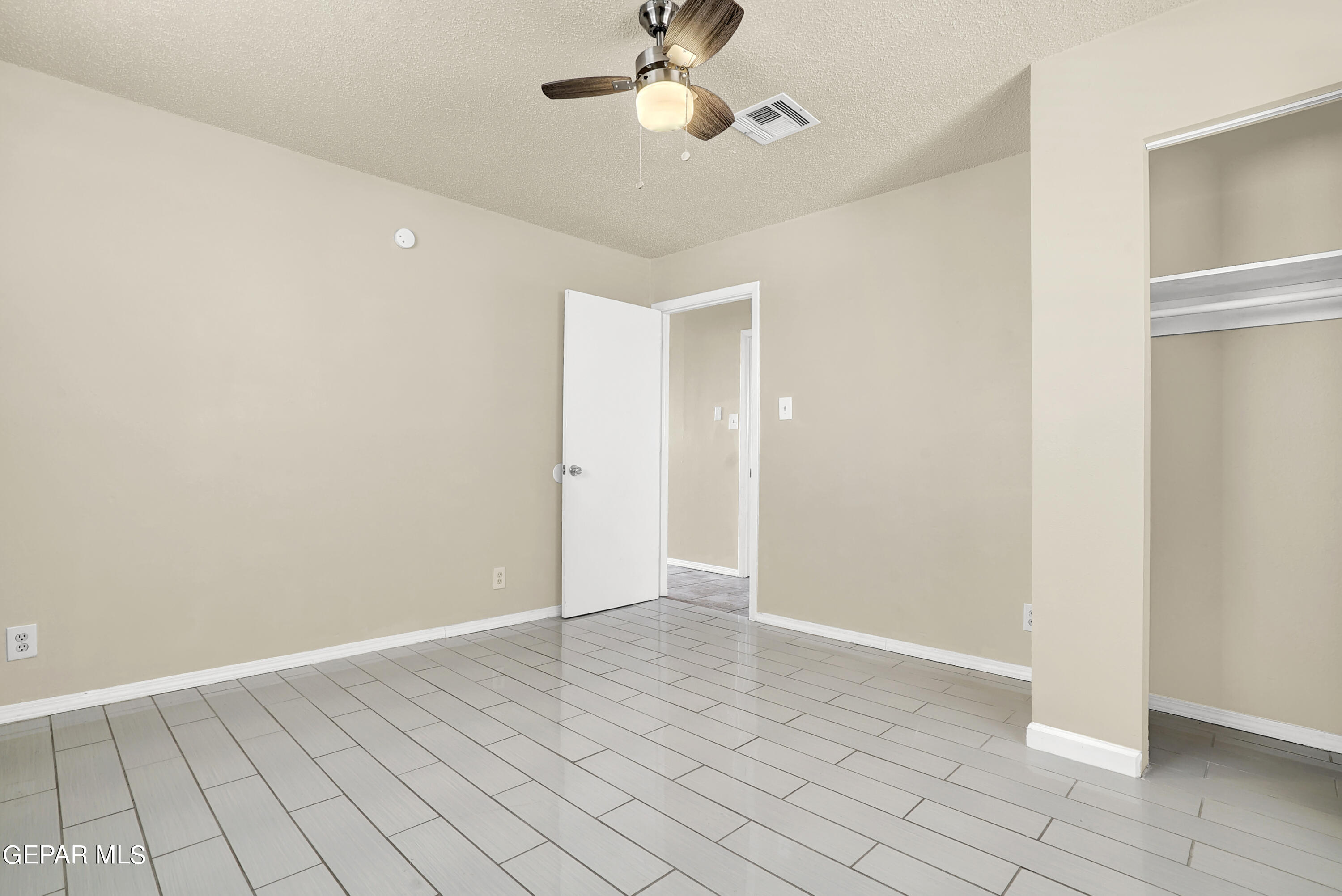 11364 BEACH FRONT Drive, A & B