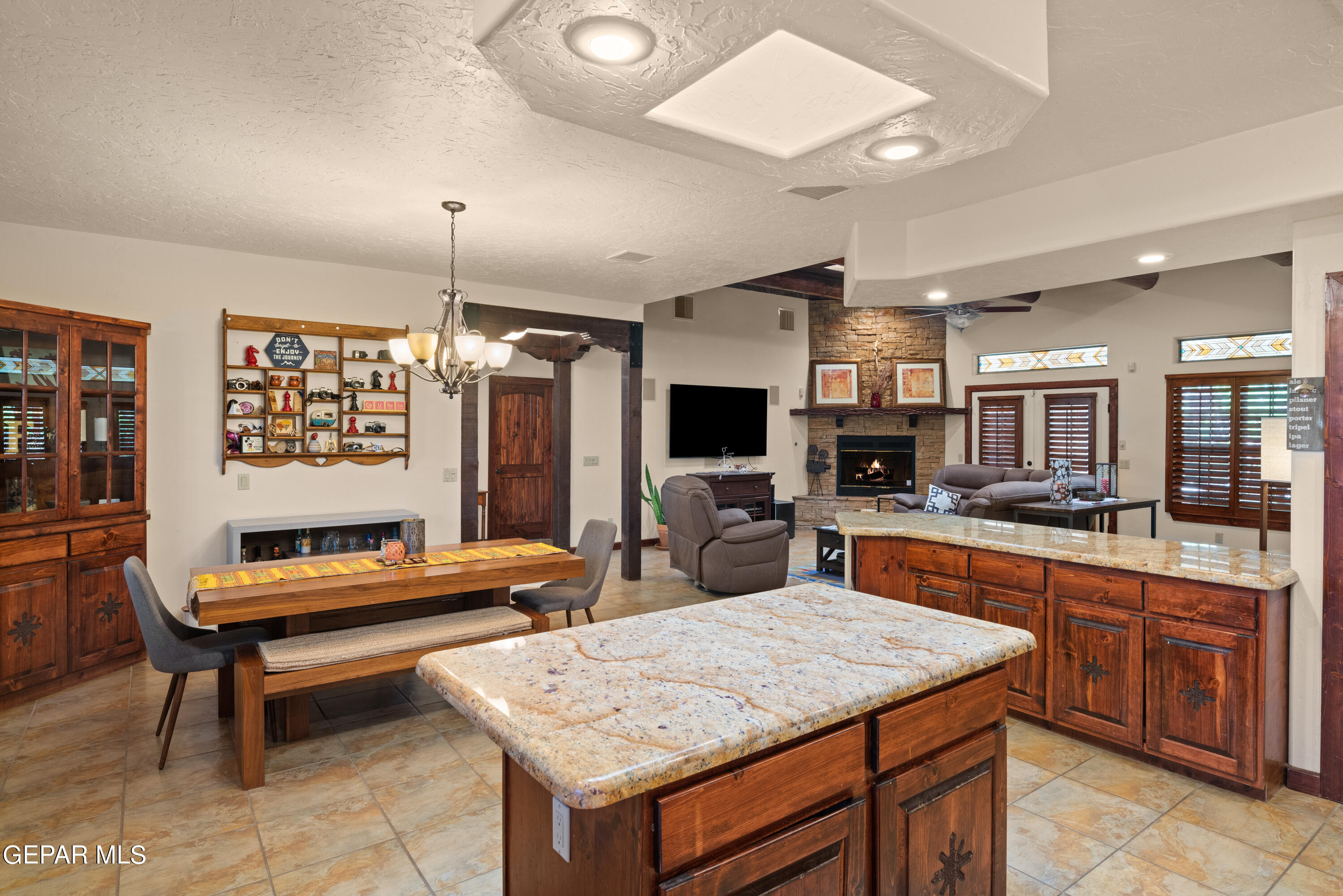 6007 ALCALA Court