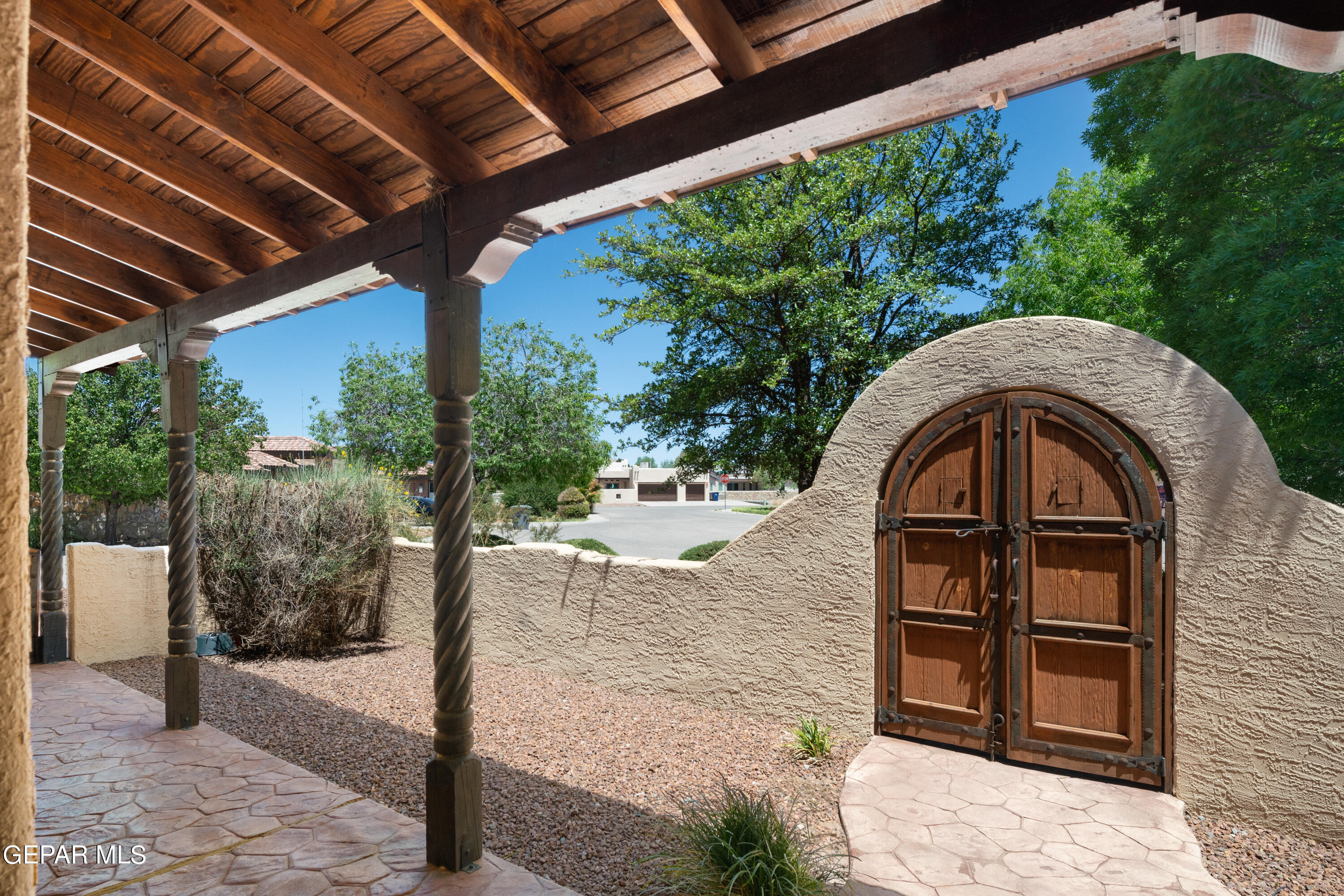 6007 ALCALA Court