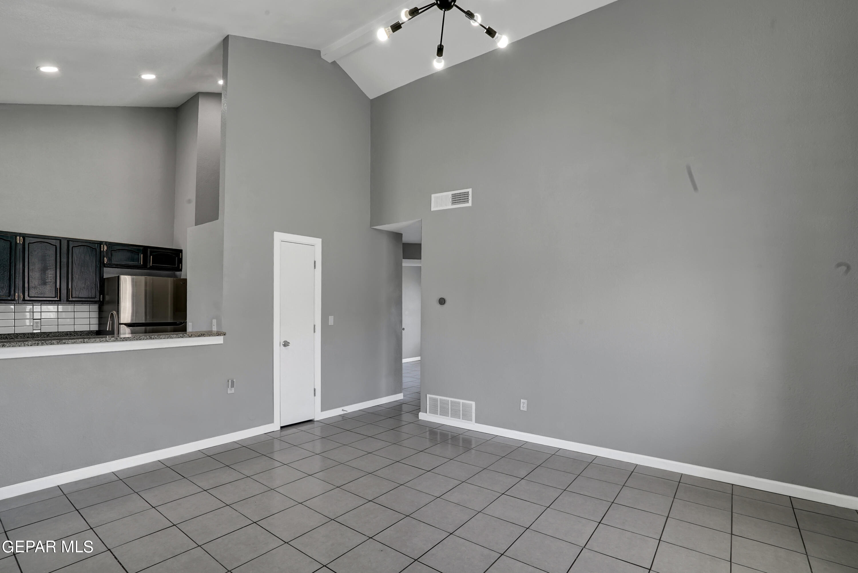 1593 HARTSDALE Drive