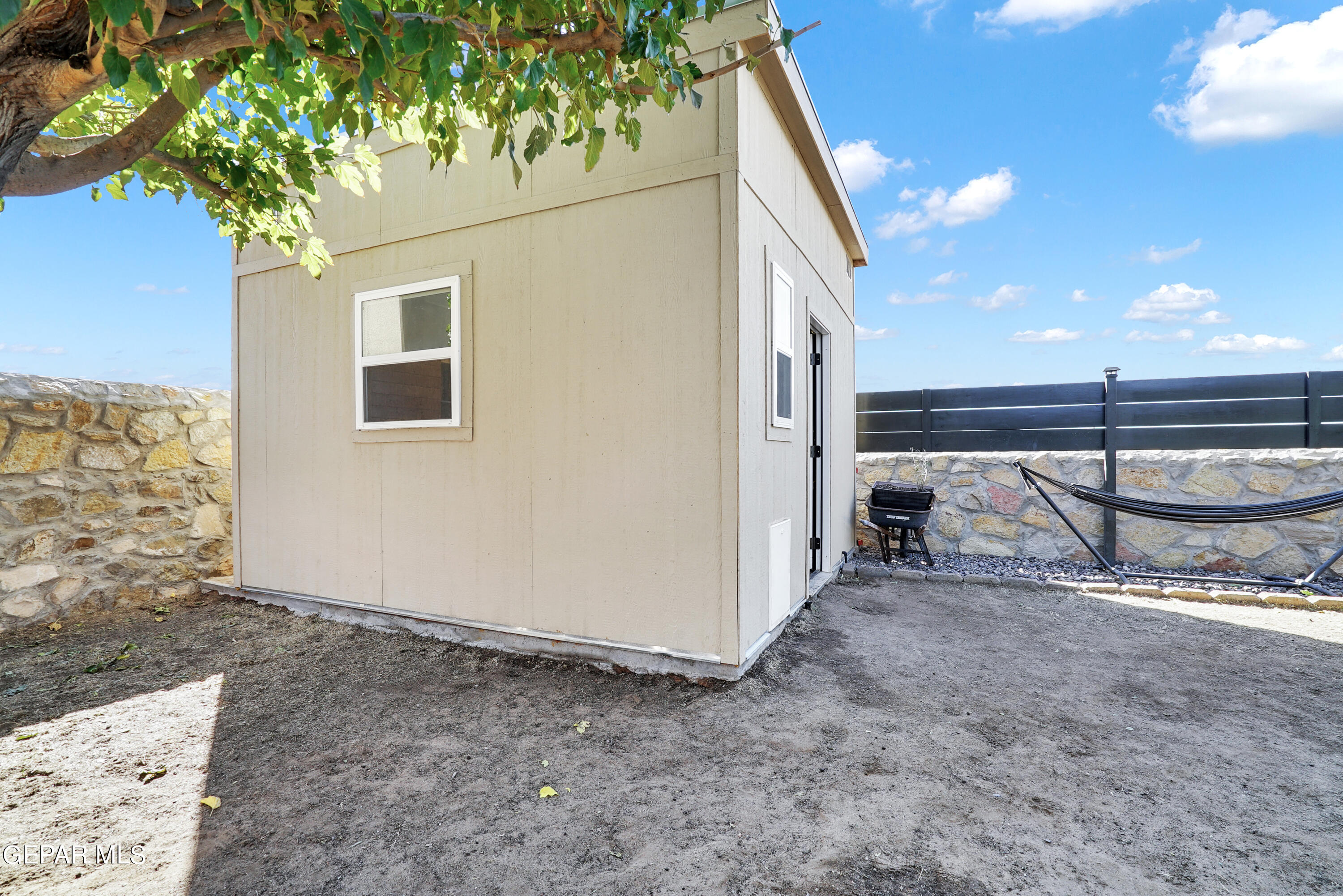 1593 HARTSDALE Drive