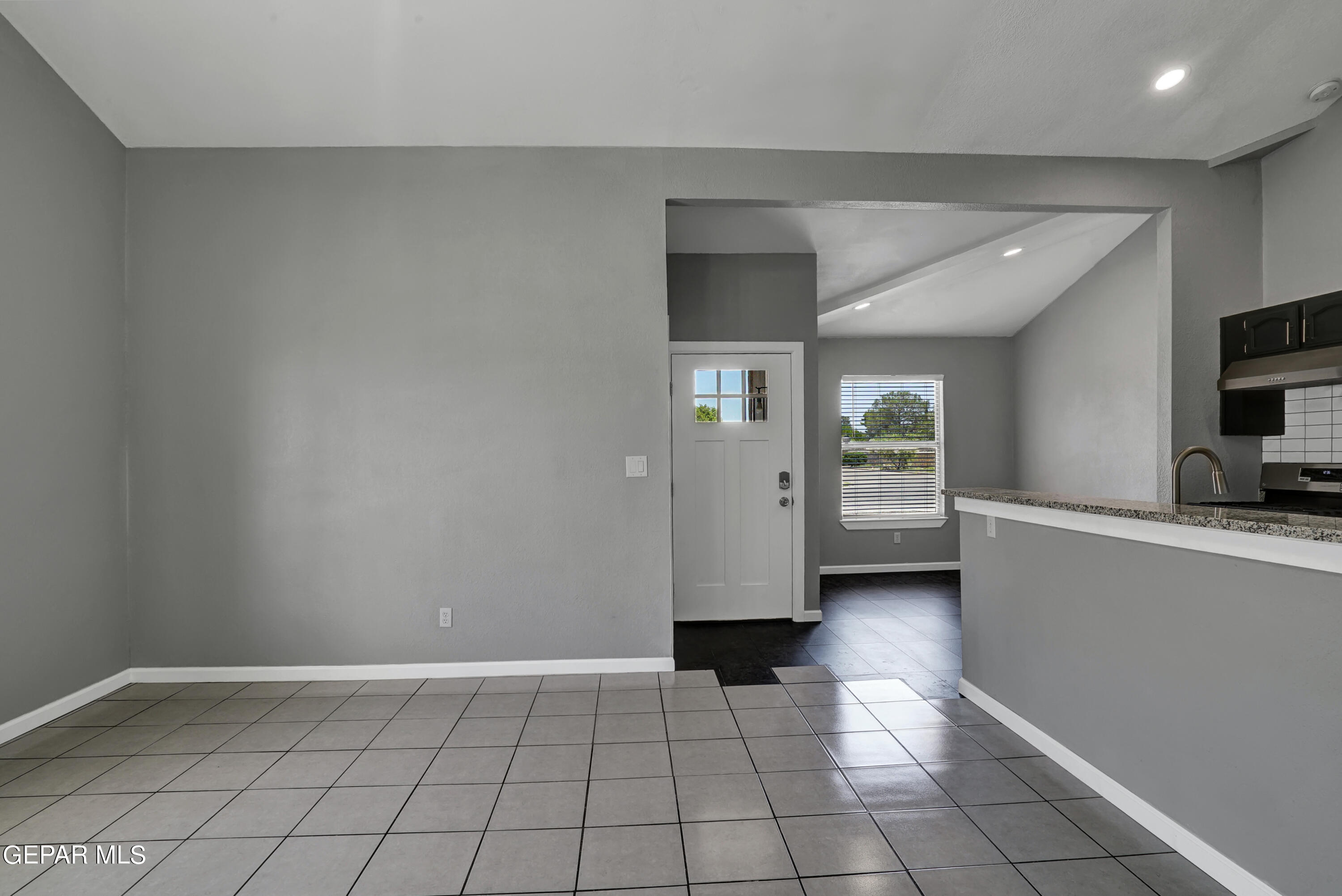 1593 HARTSDALE Drive
