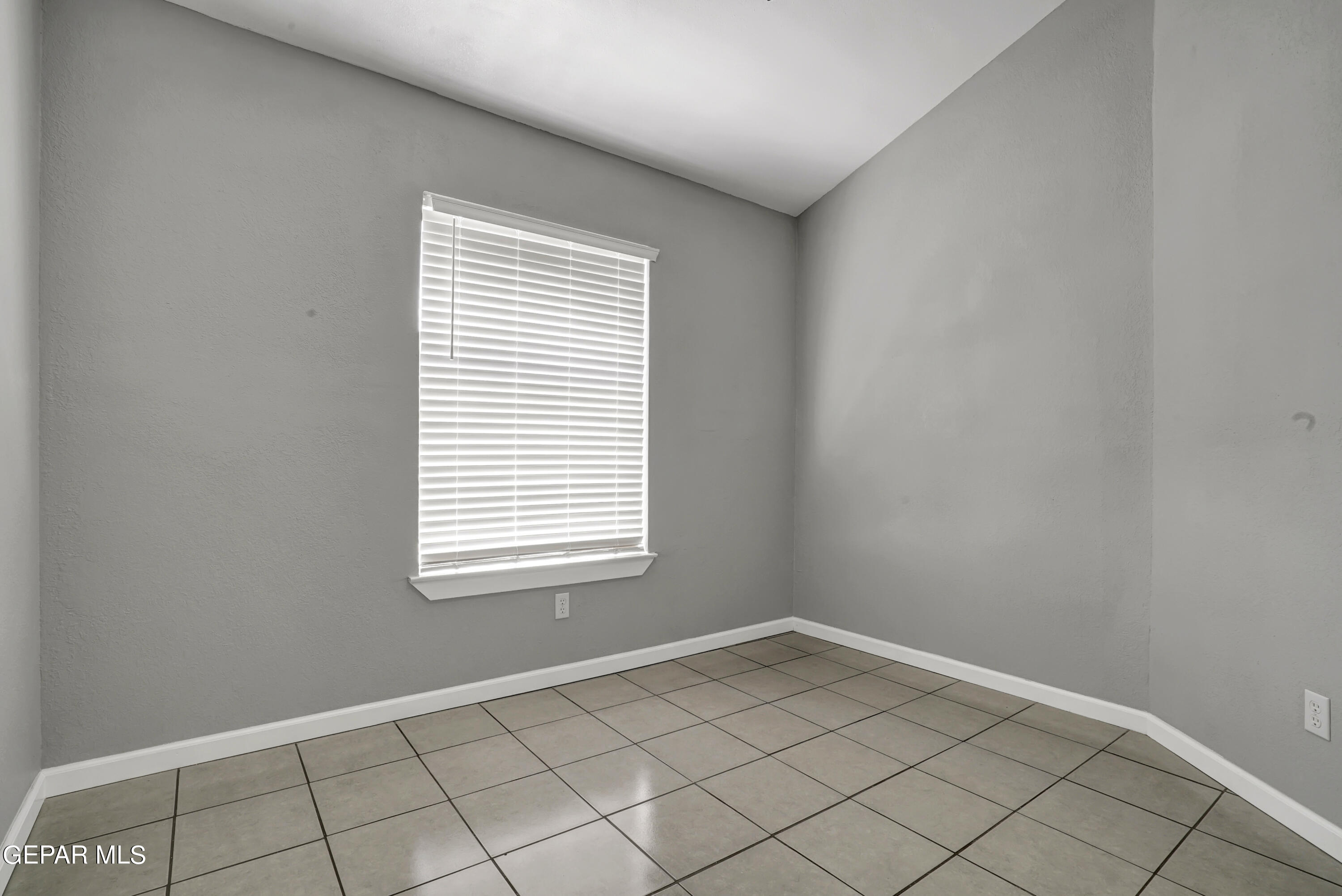 1593 HARTSDALE Drive