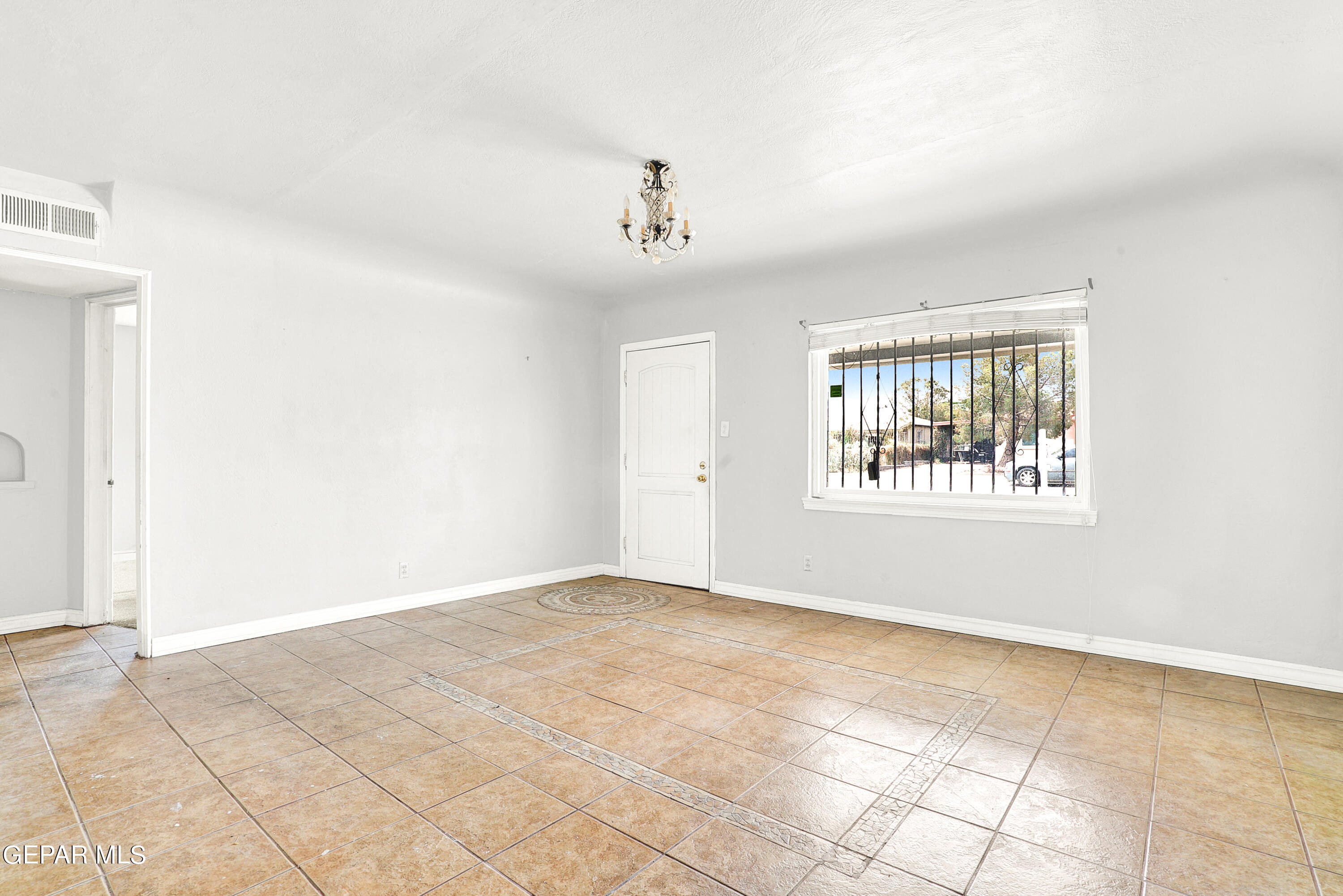 7622 PARRAL Drive