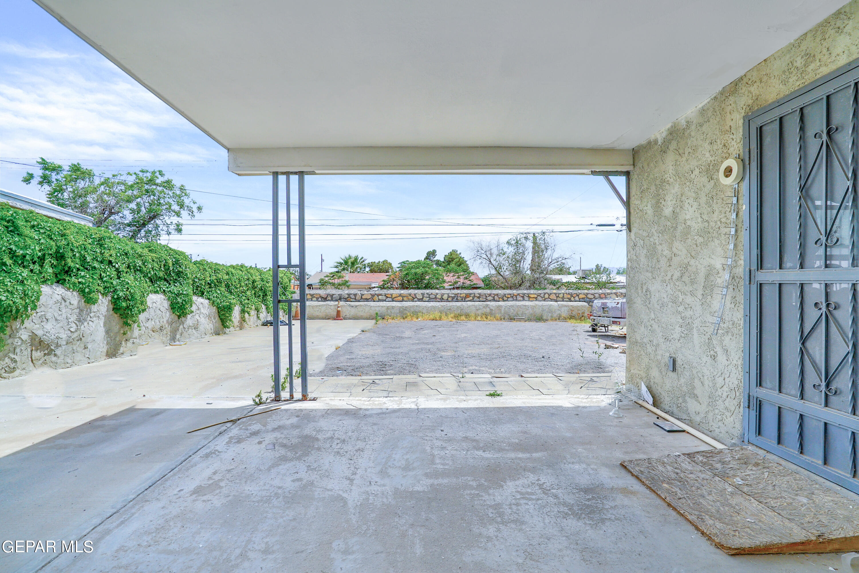 7622 PARRAL Drive