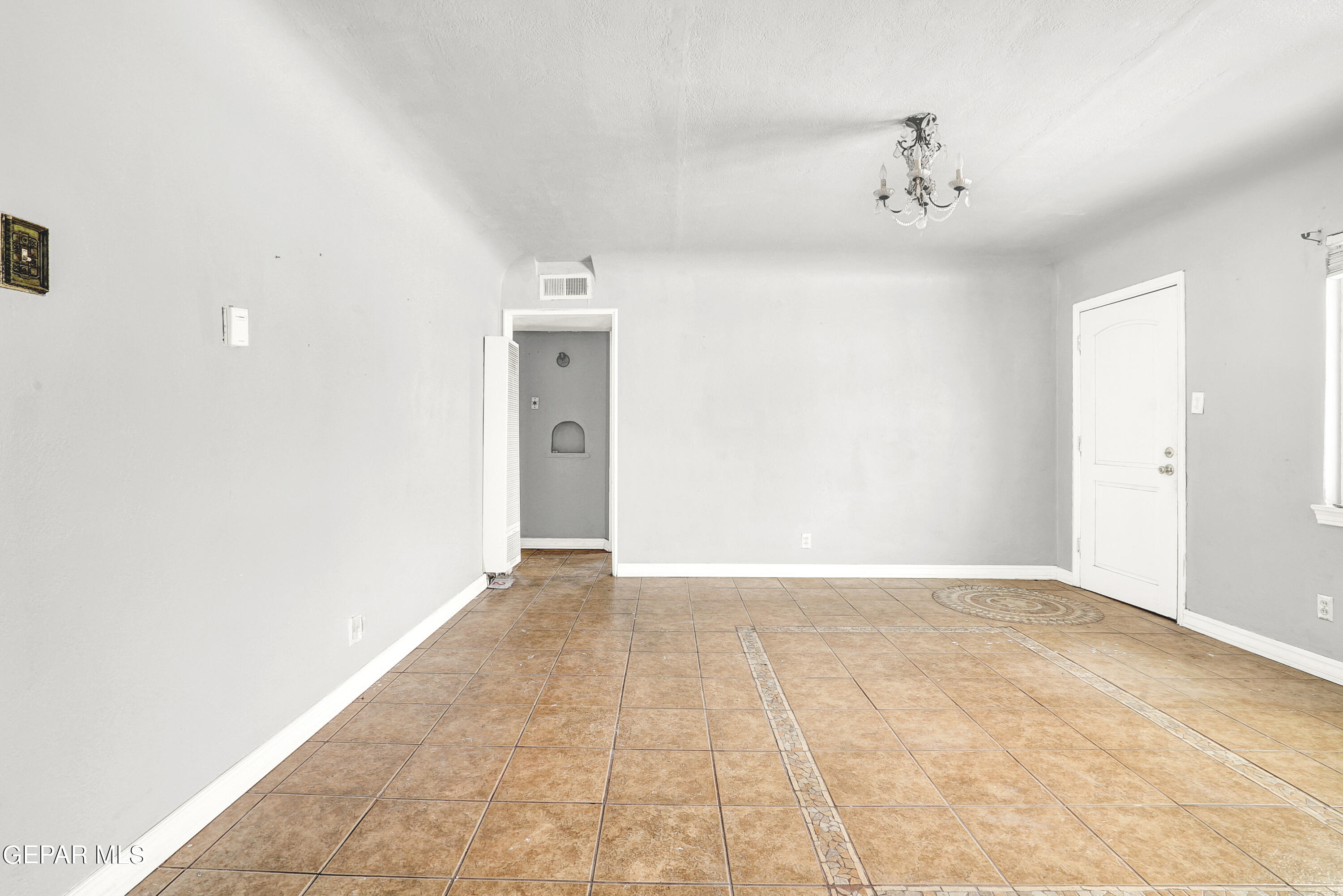 7622 PARRAL Drive