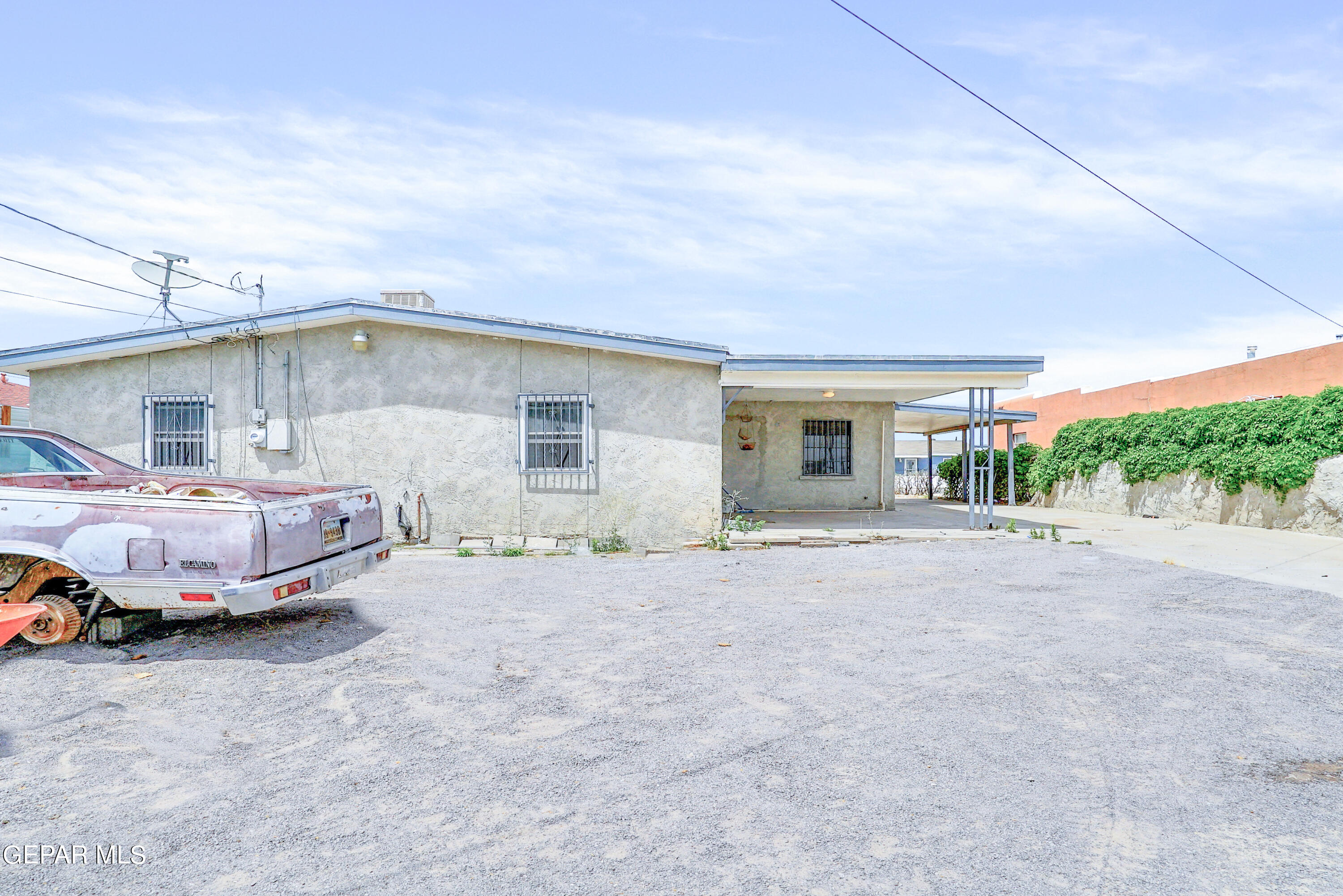 7622 PARRAL Drive