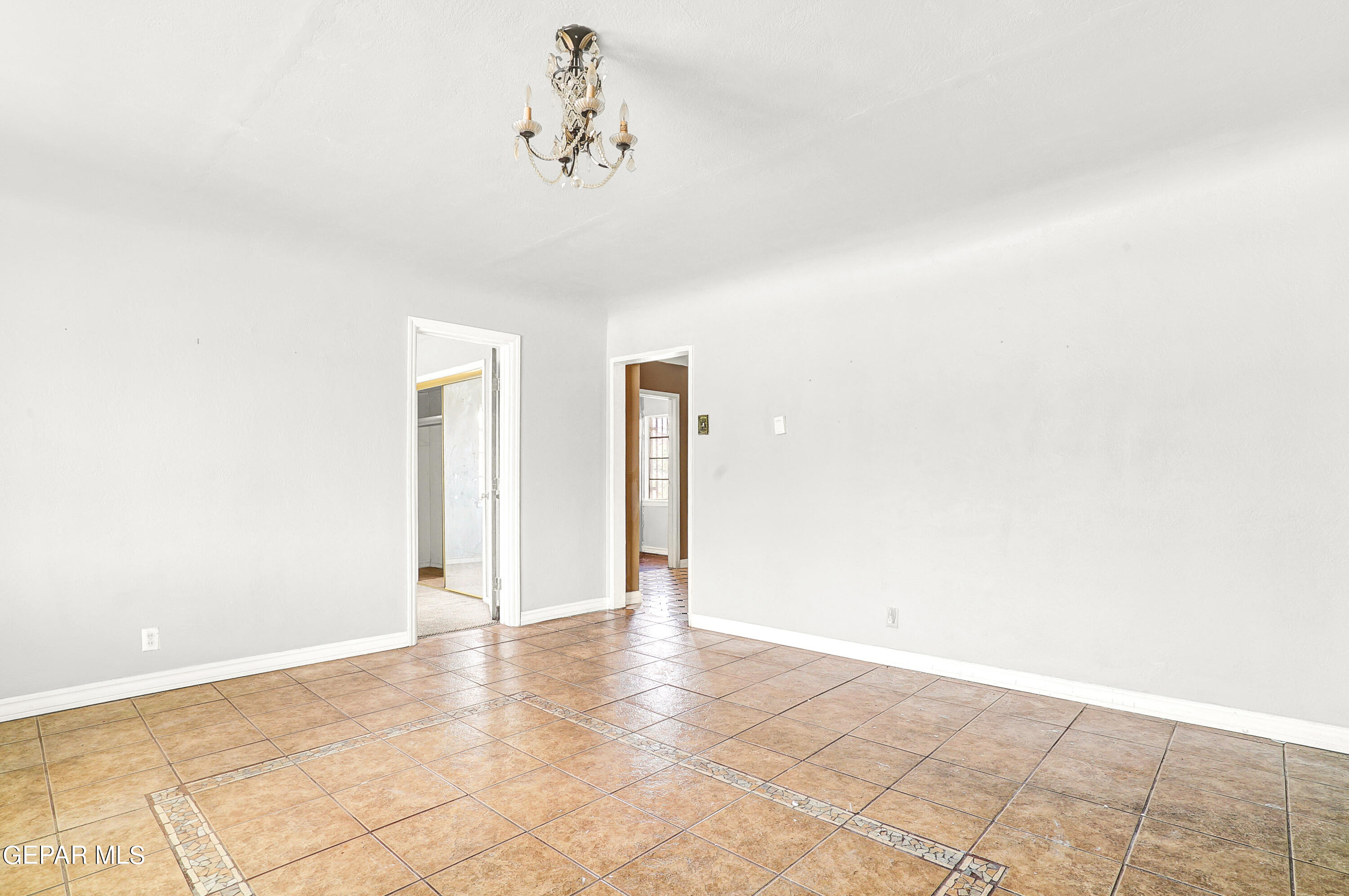 7622 PARRAL Drive