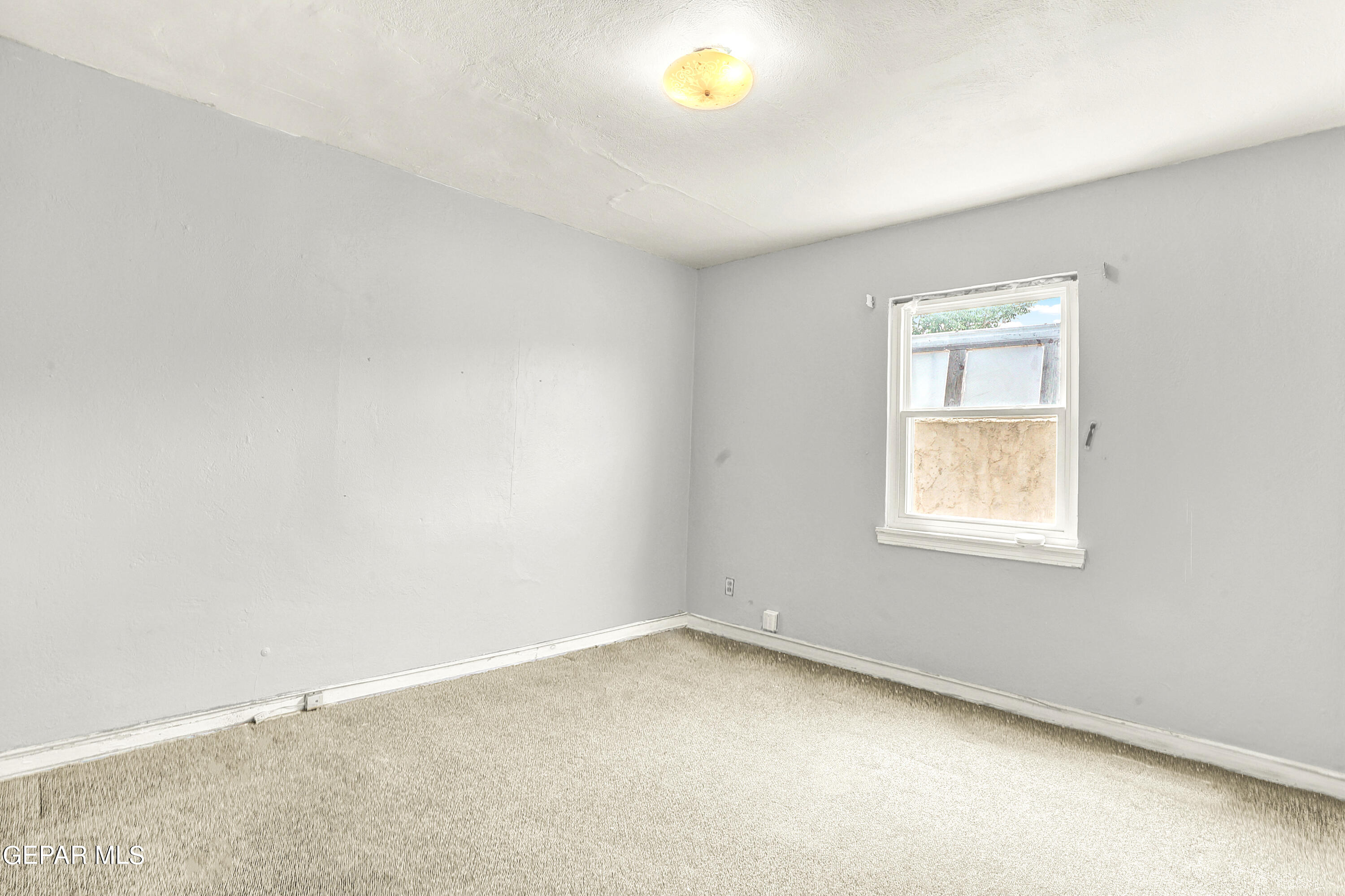 7622 PARRAL Drive