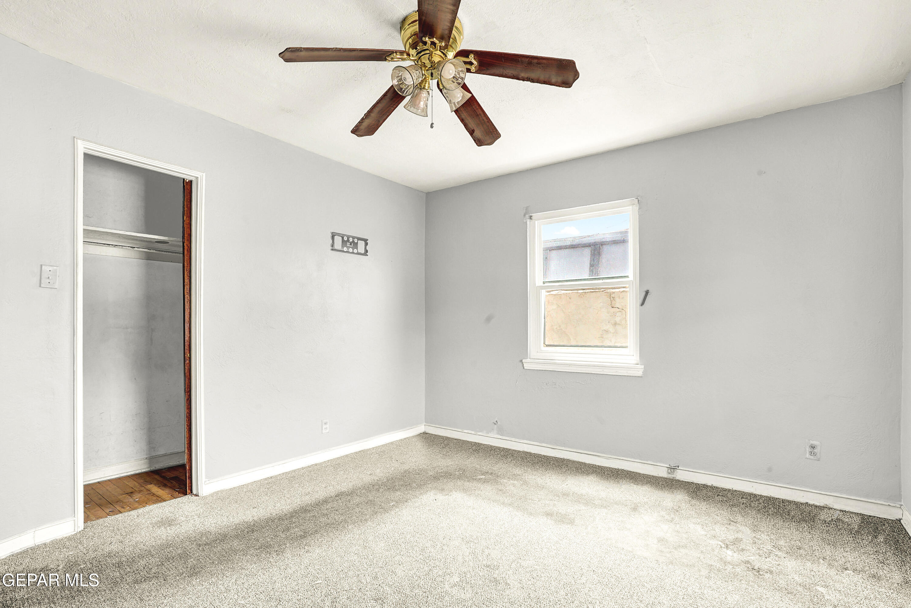 7622 PARRAL Drive