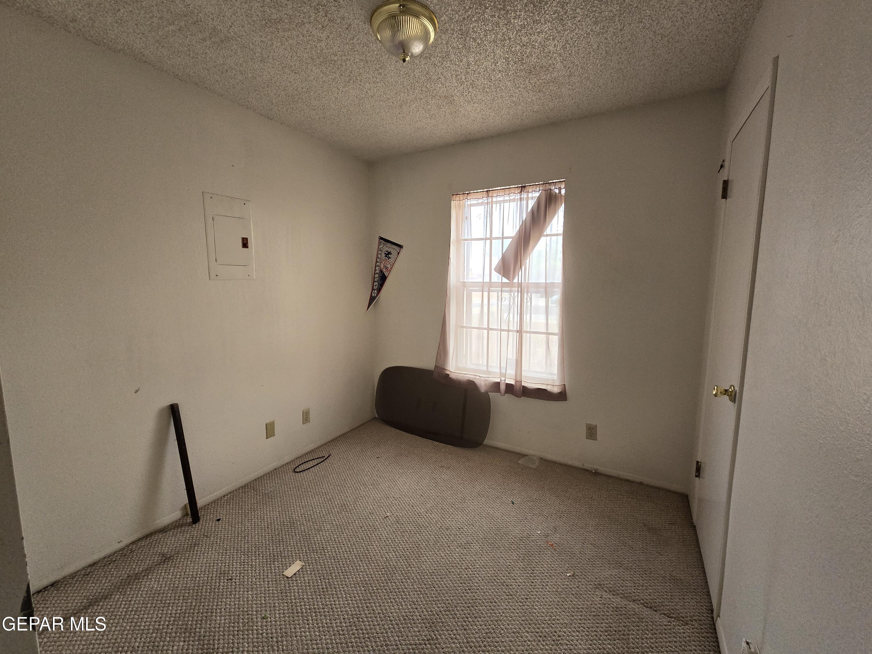 11412 BEACH FRONT Drive