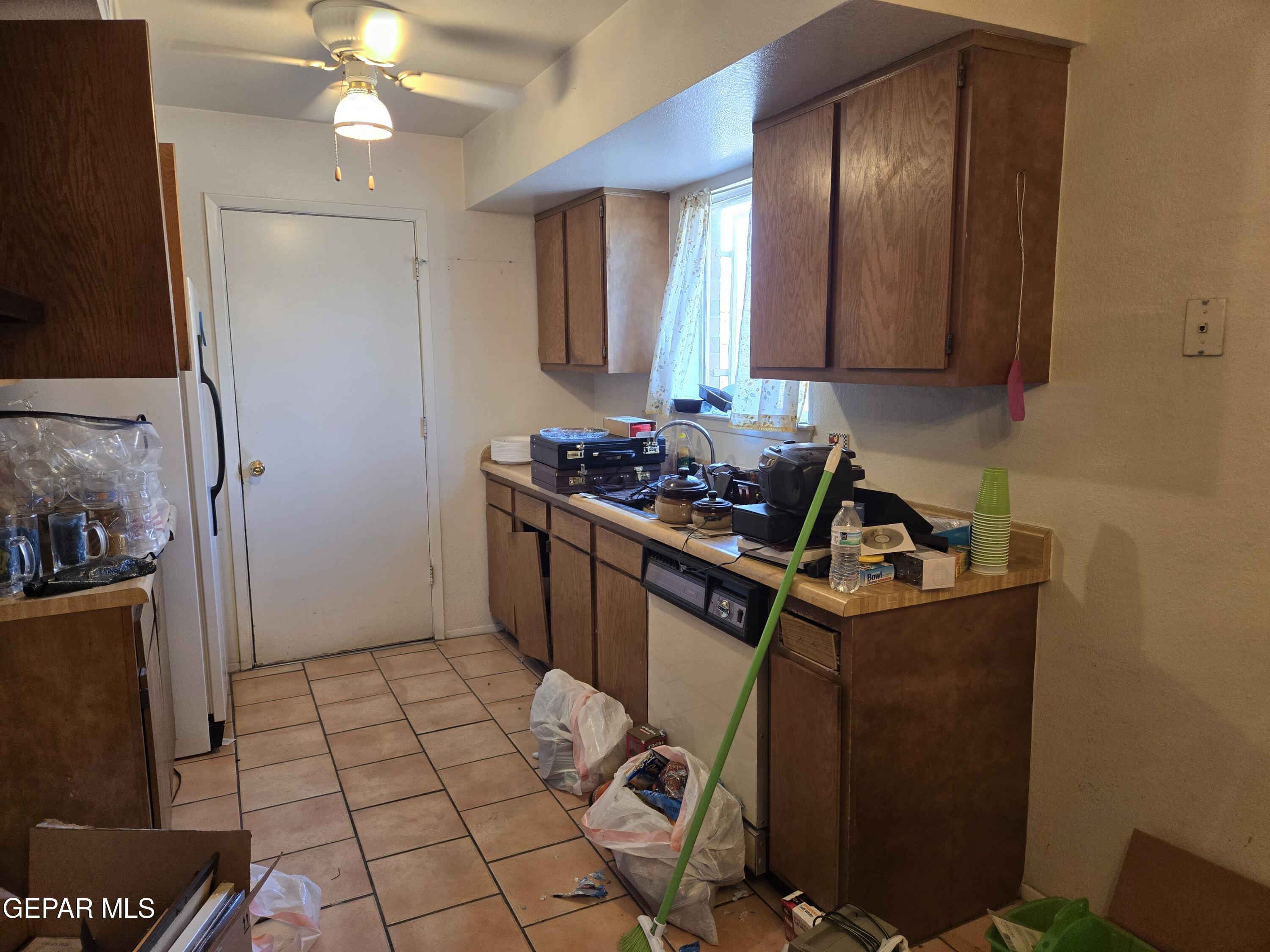 11412 BEACH FRONT Drive