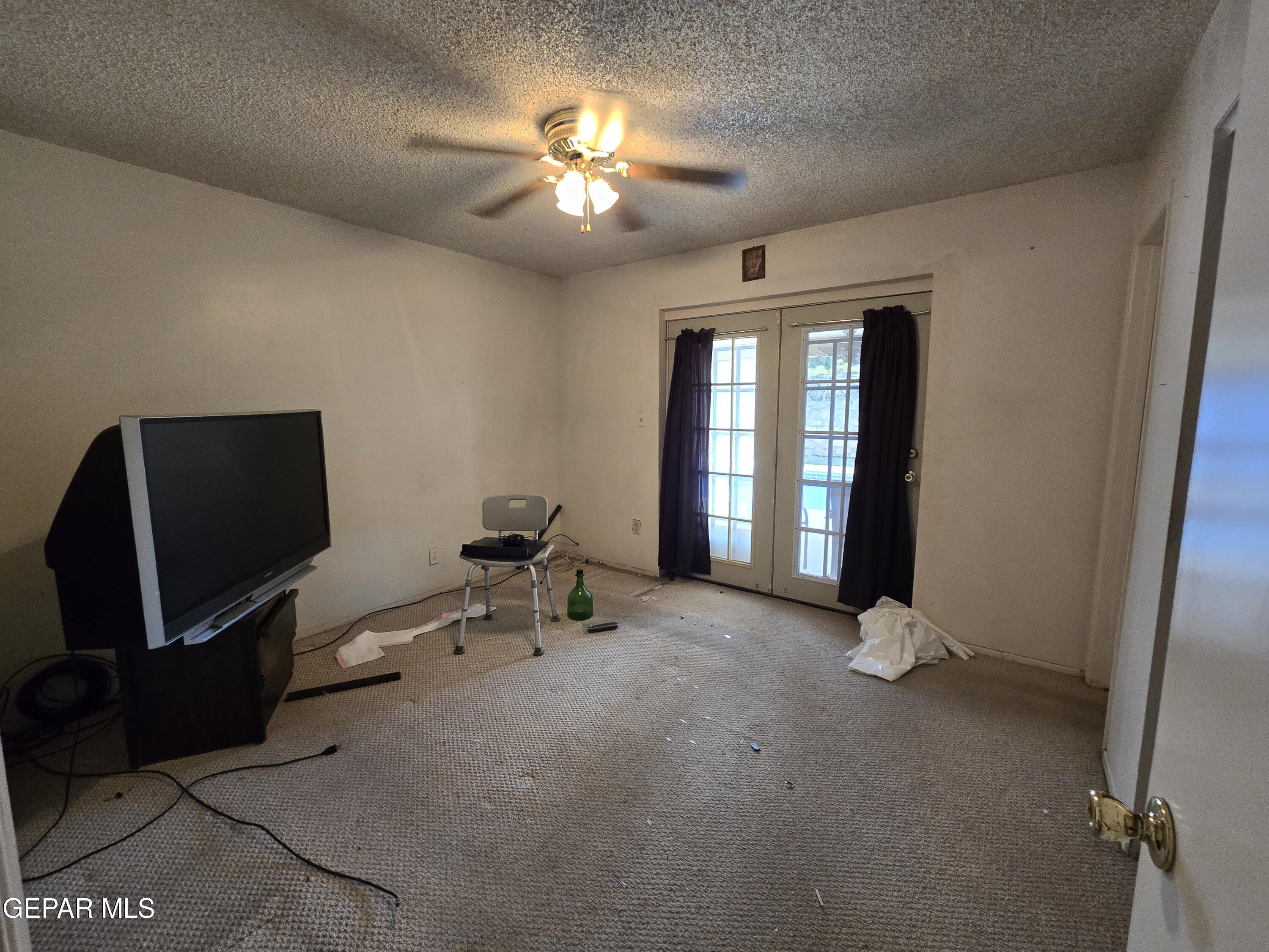 11412 BEACH FRONT Drive