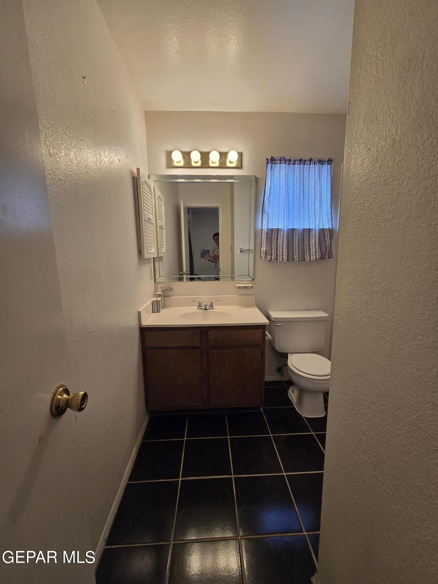 11412 BEACH FRONT Drive