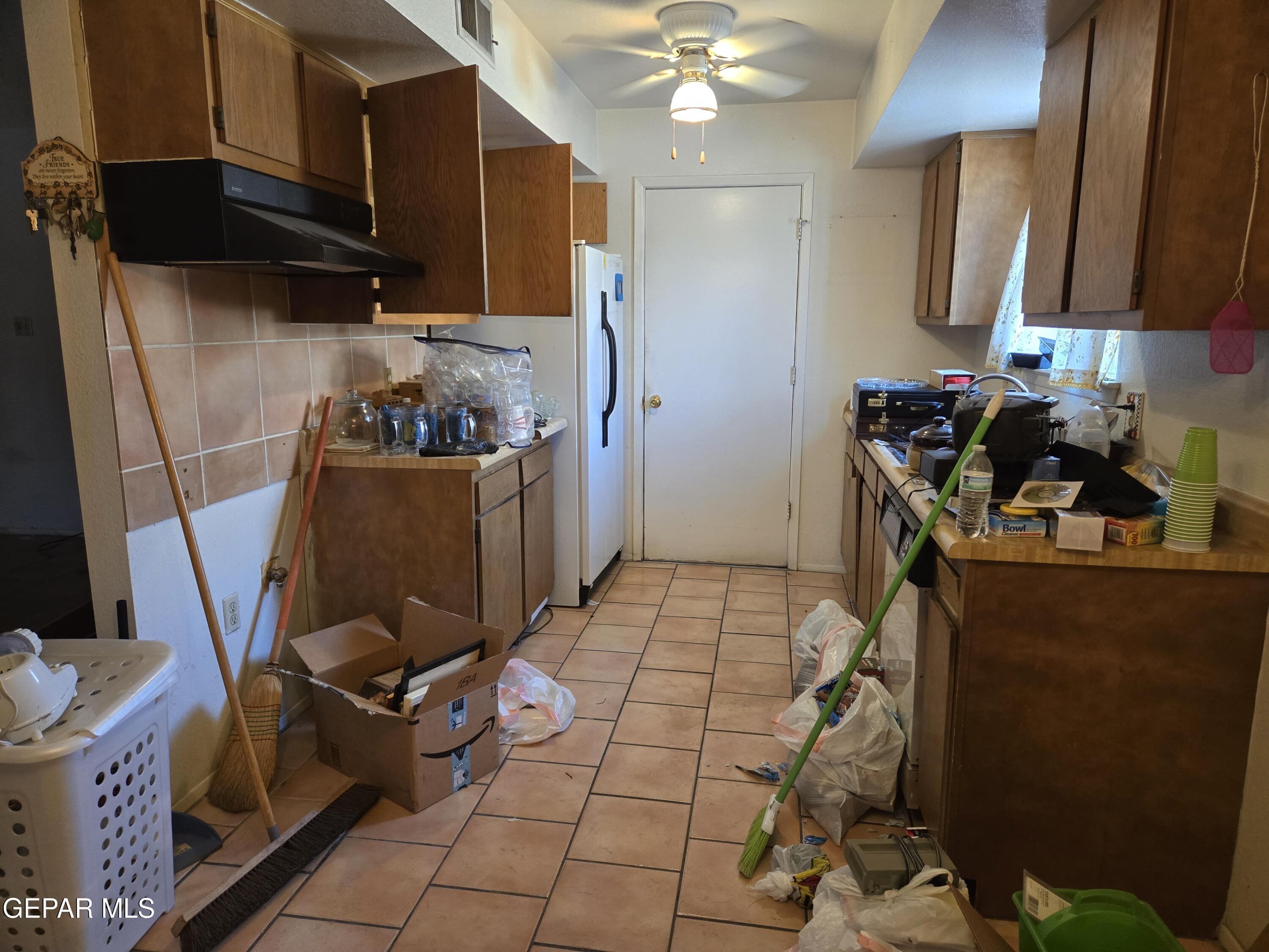 11412 BEACH FRONT Drive