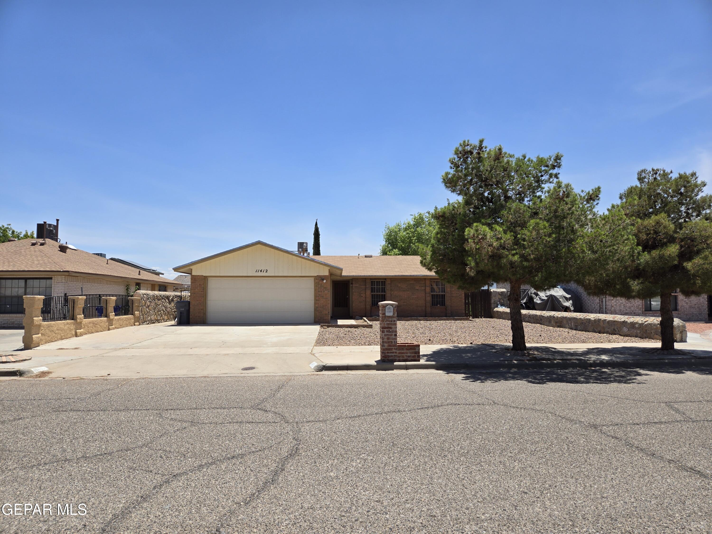 11412 BEACH FRONT Drive