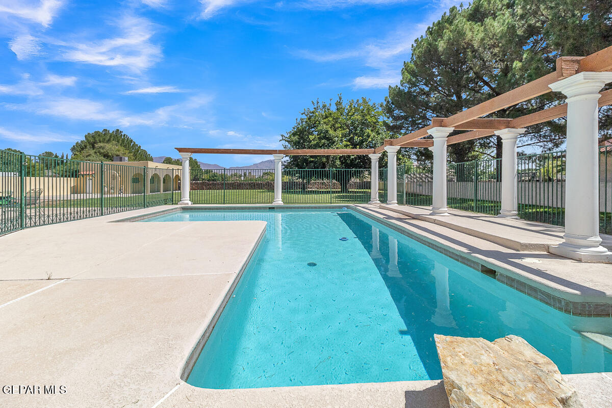 5426 DAVIS CUP Court