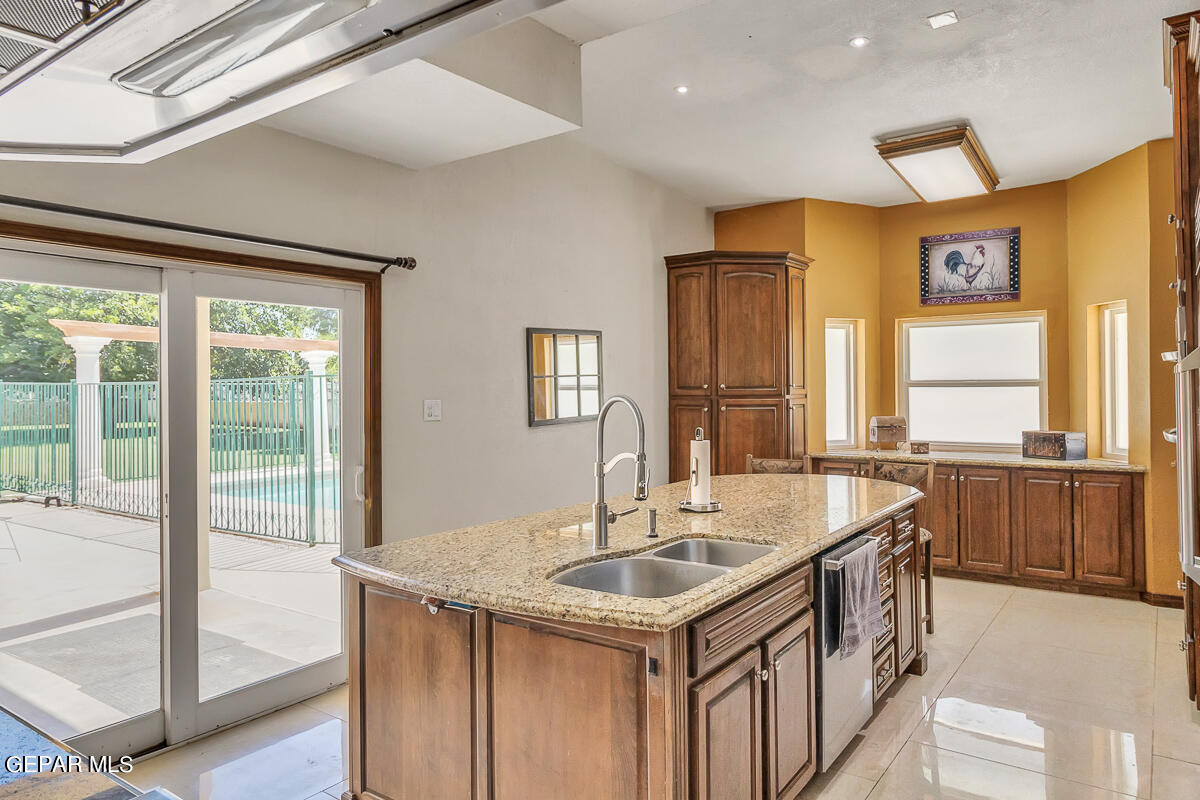 5426 DAVIS CUP Court