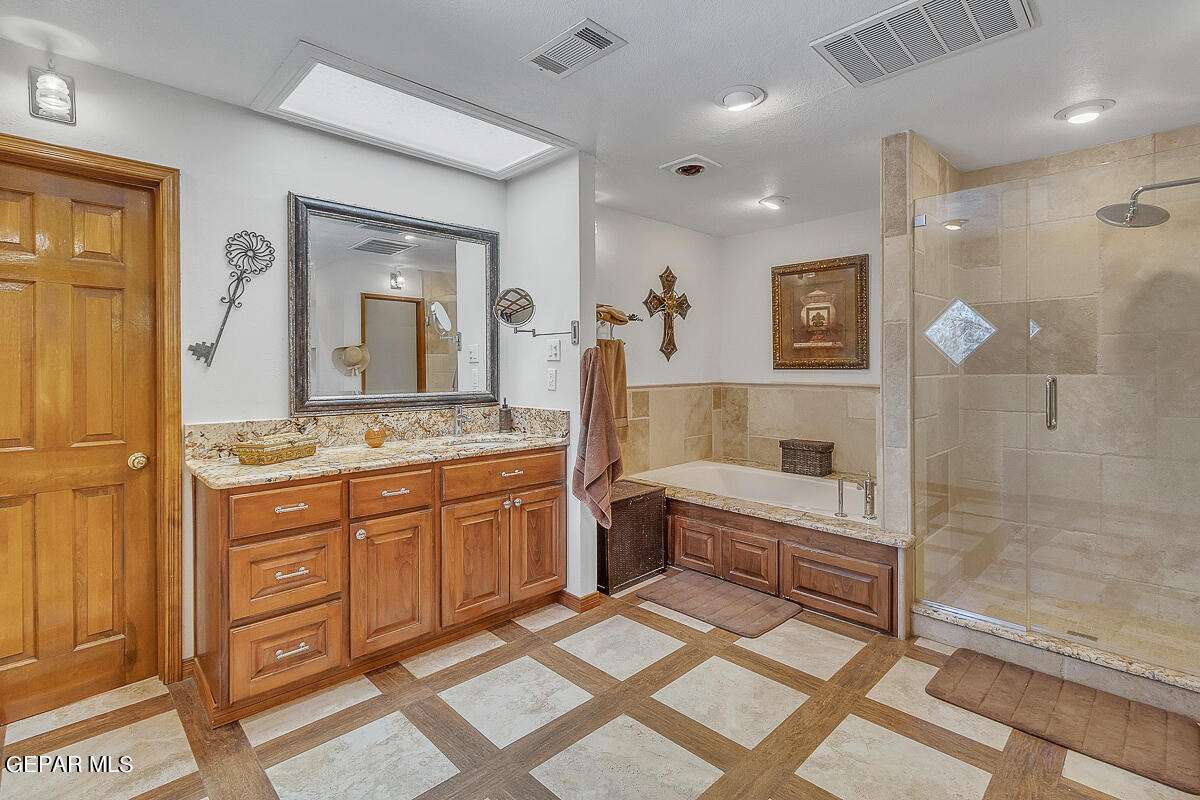 5426 DAVIS CUP Court