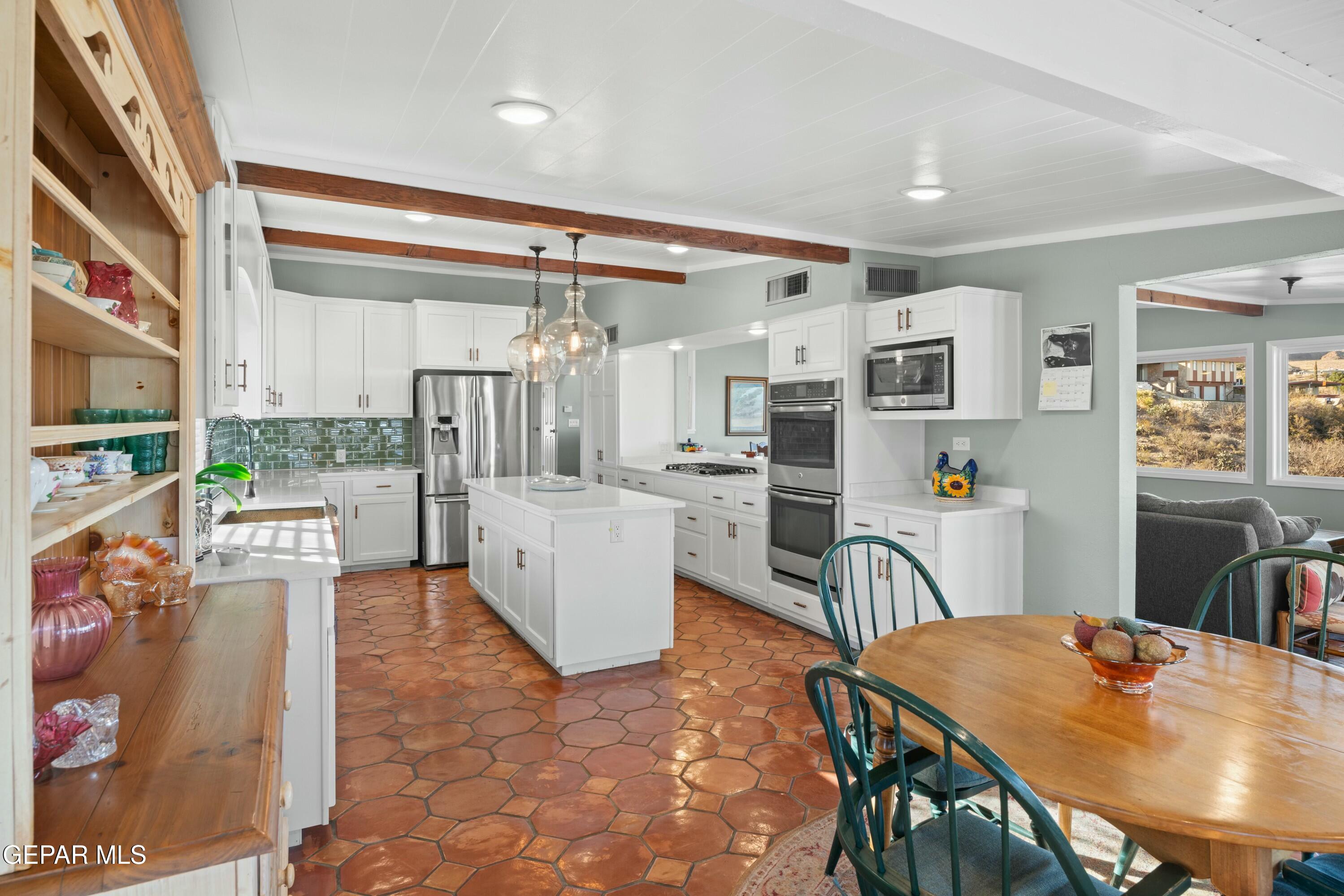 3213 Mesa Verde Lane