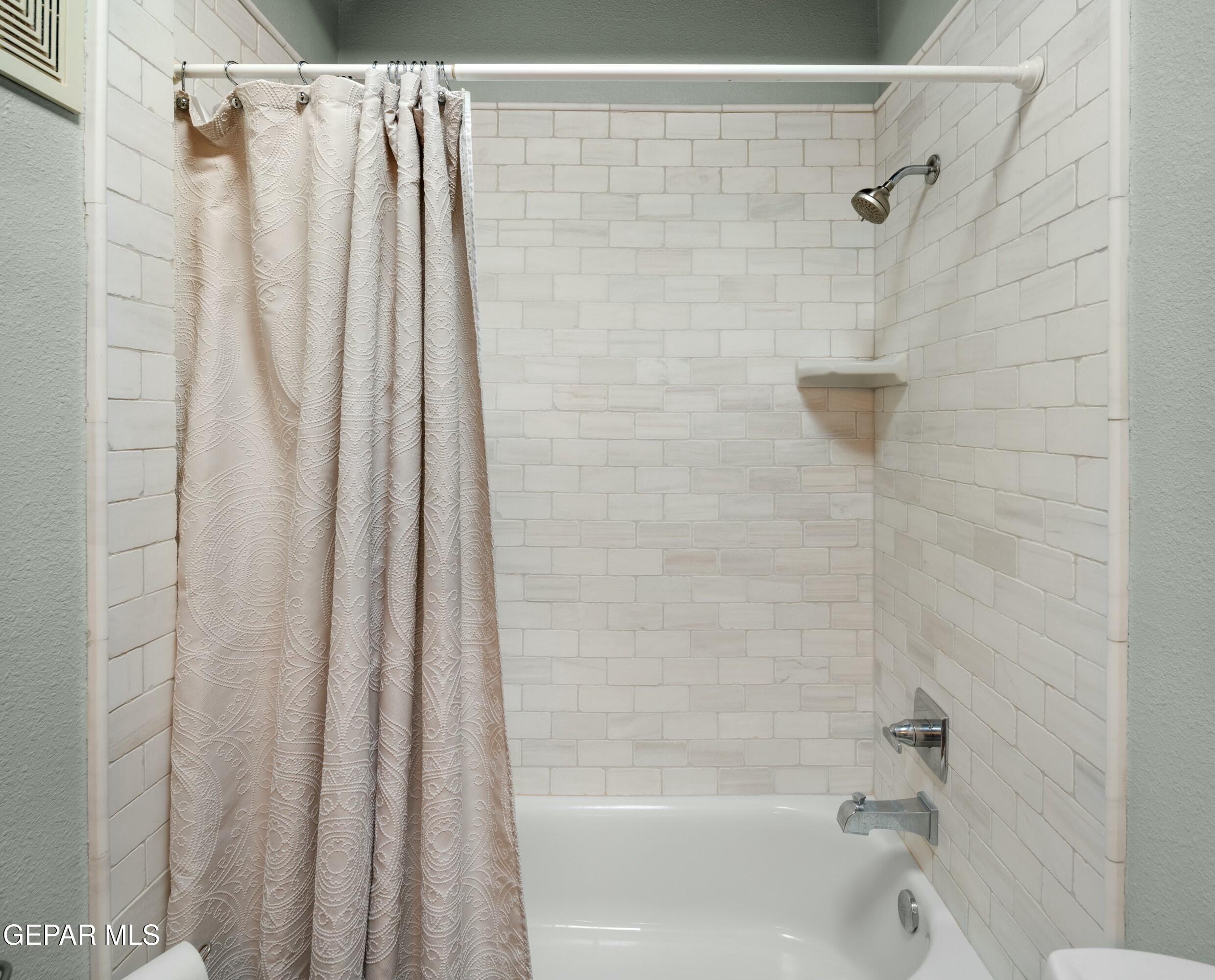 3213 Mesa Verde Lane