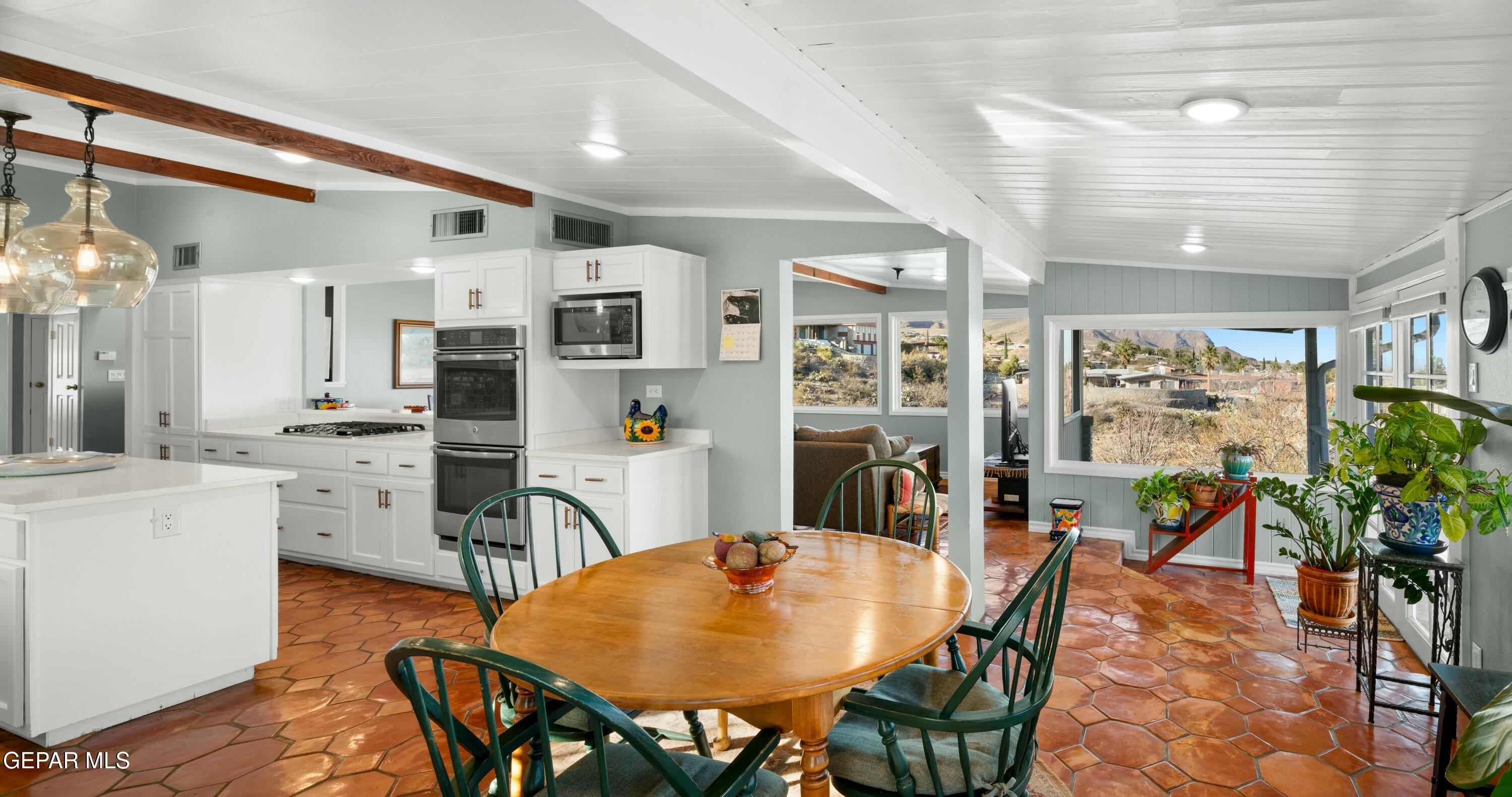 3213 Mesa Verde Lane