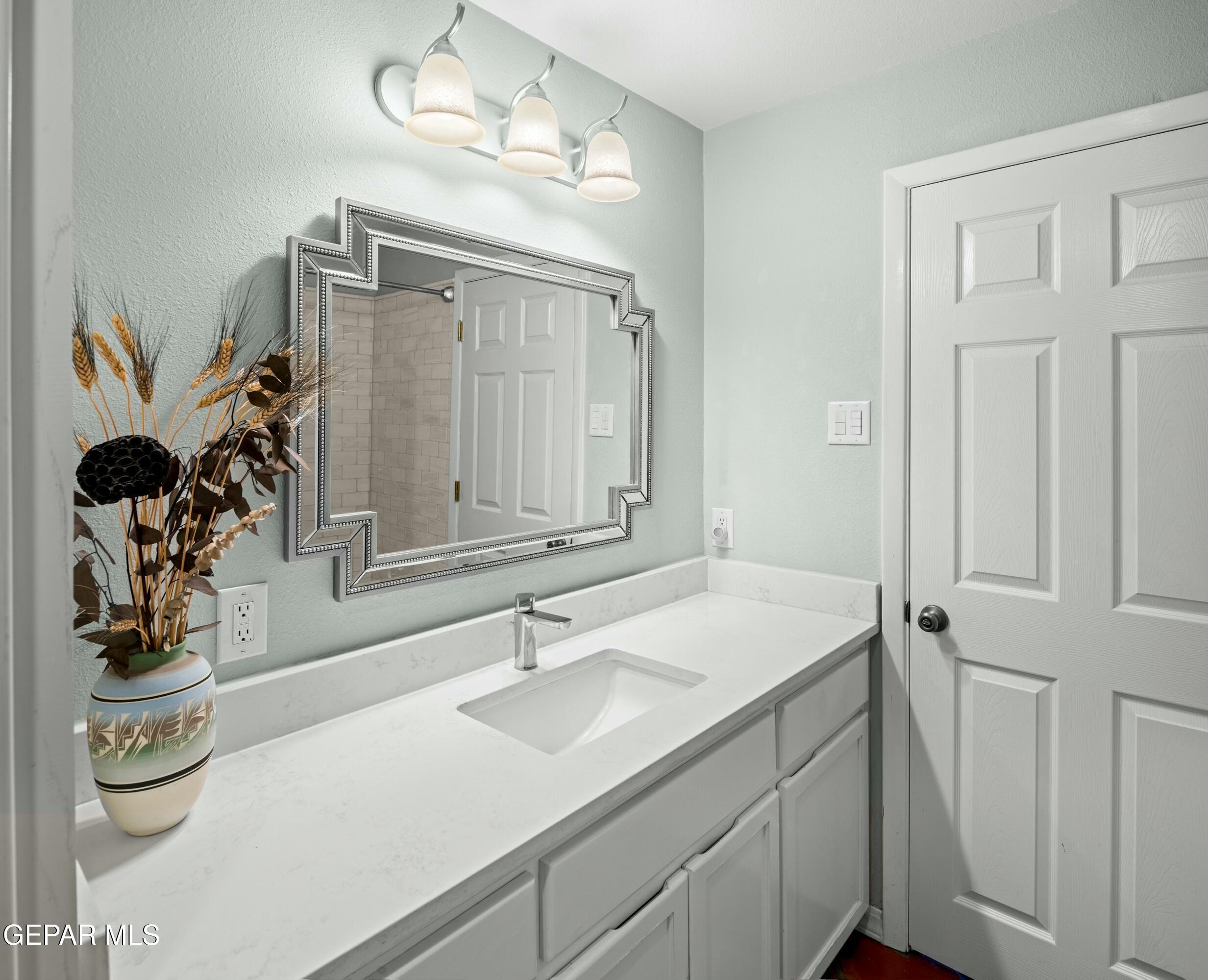 3213 Mesa Verde Lane