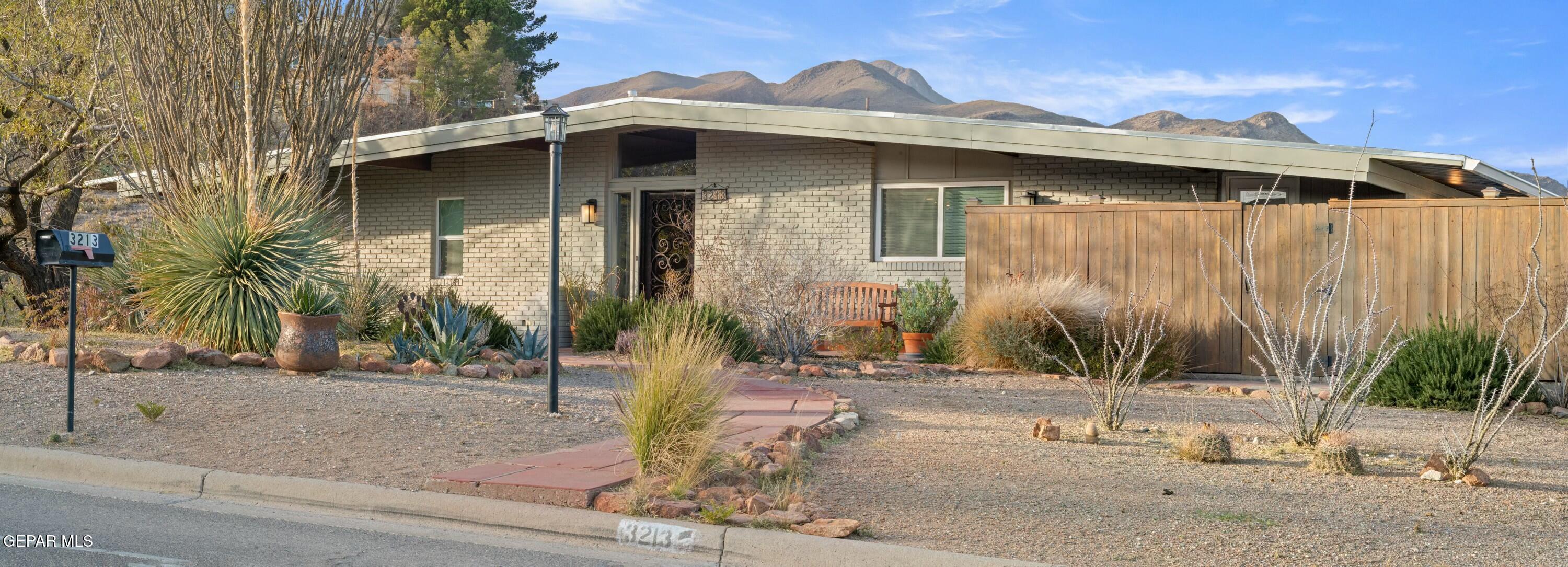3213 Mesa Verde Lane