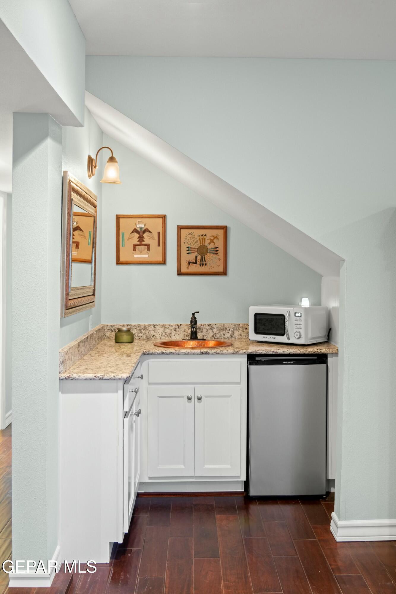 3213 Mesa Verde Lane