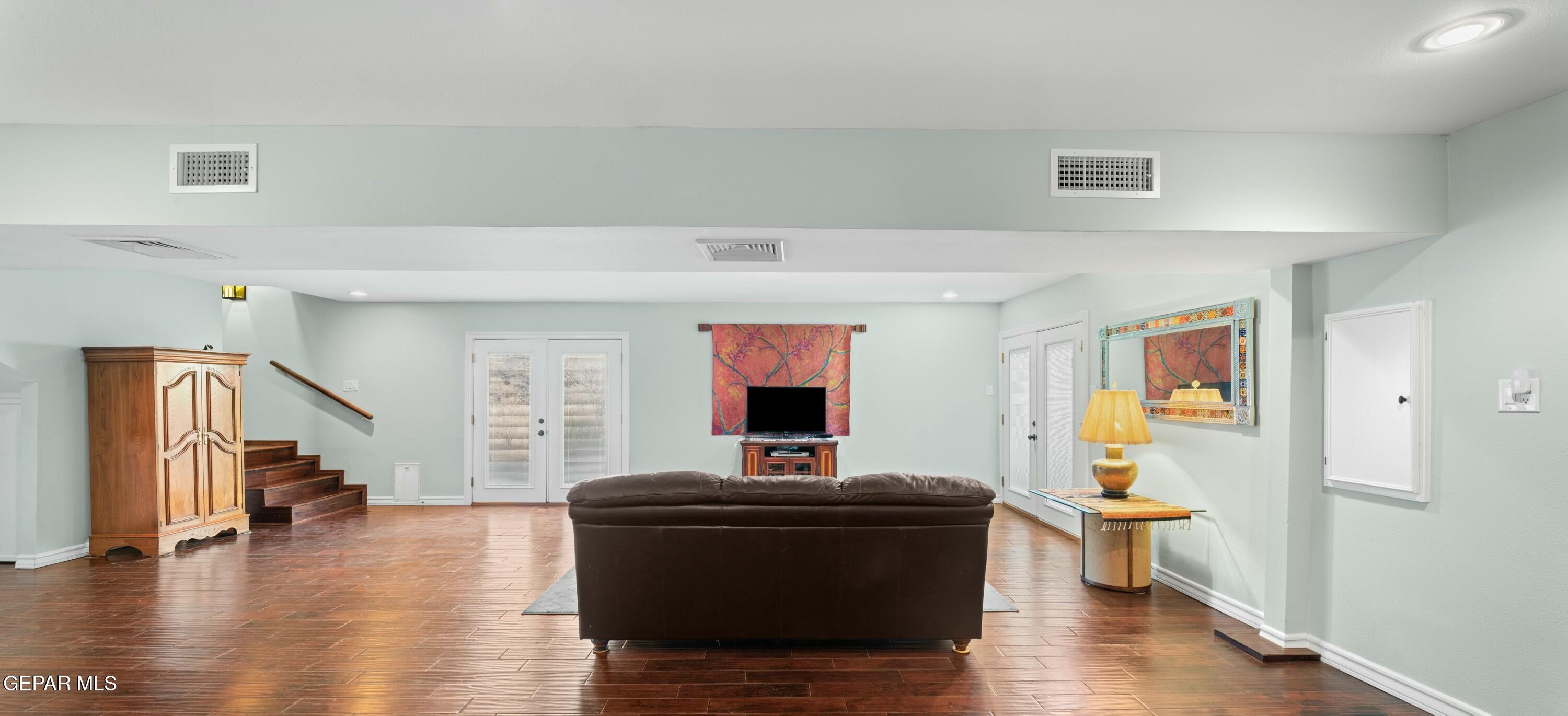 3213 Mesa Verde Lane