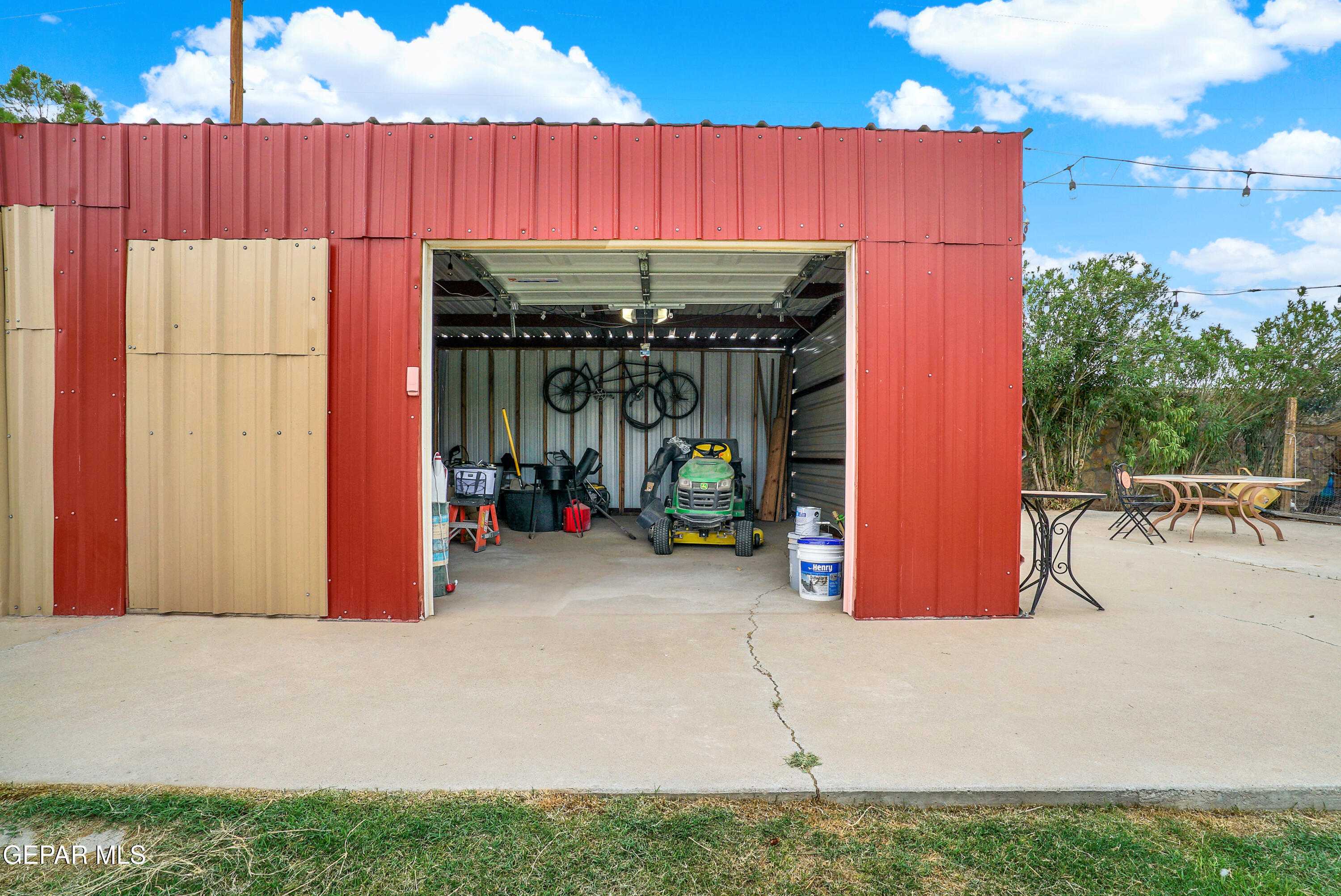 132 HELMS Road