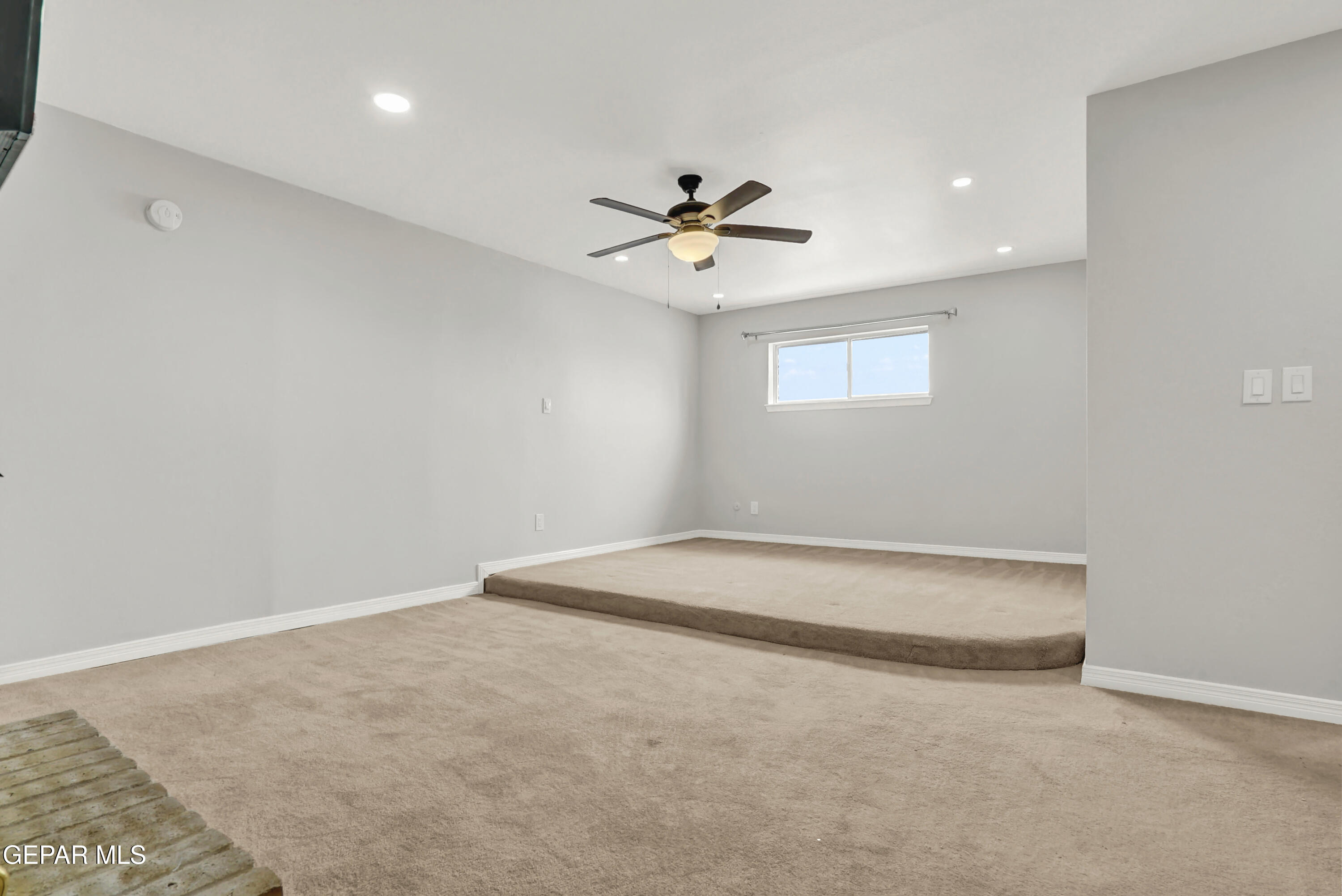 4507 HELLAS Drive
