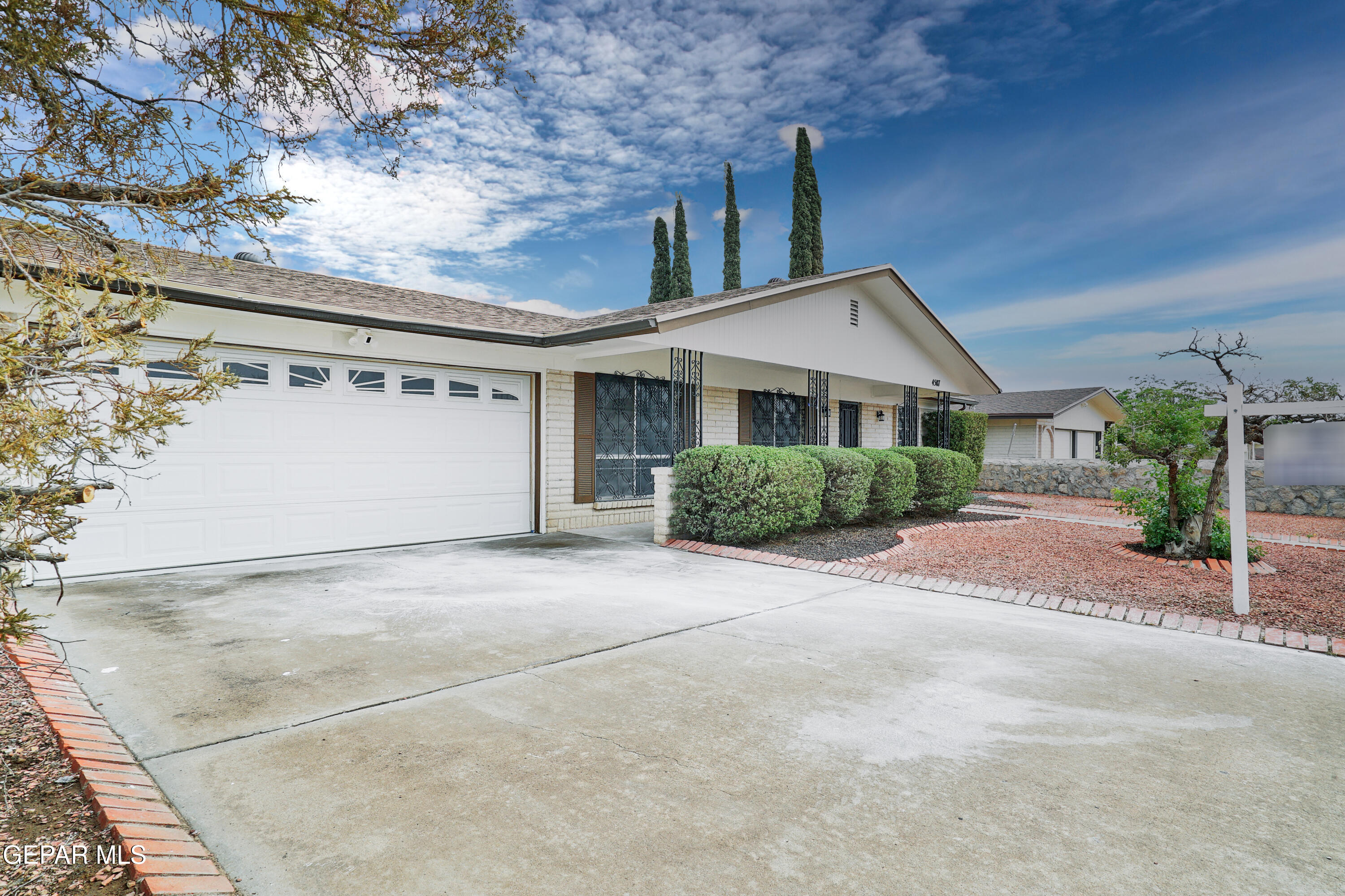 4507 HELLAS Drive