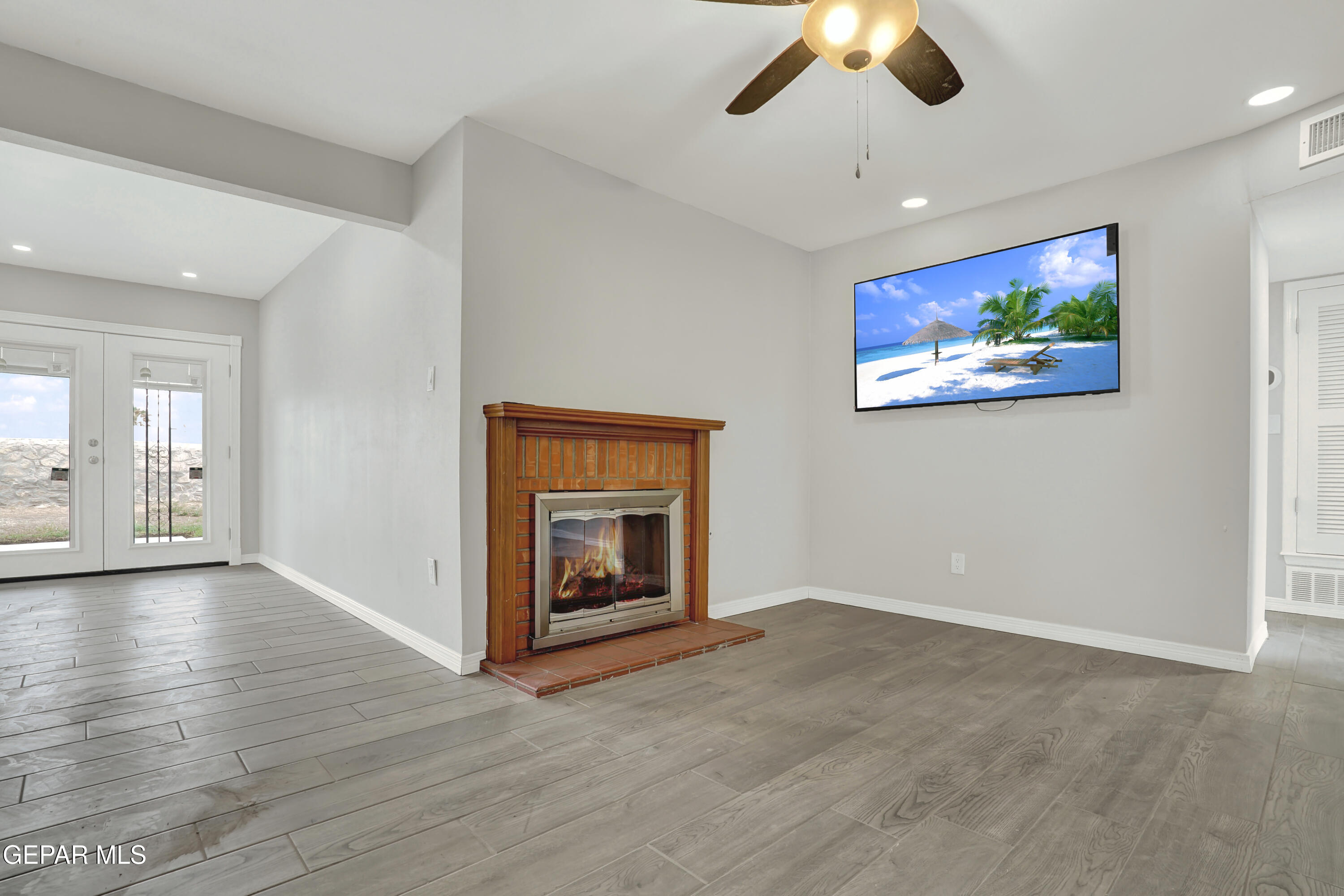 4507 HELLAS Drive
