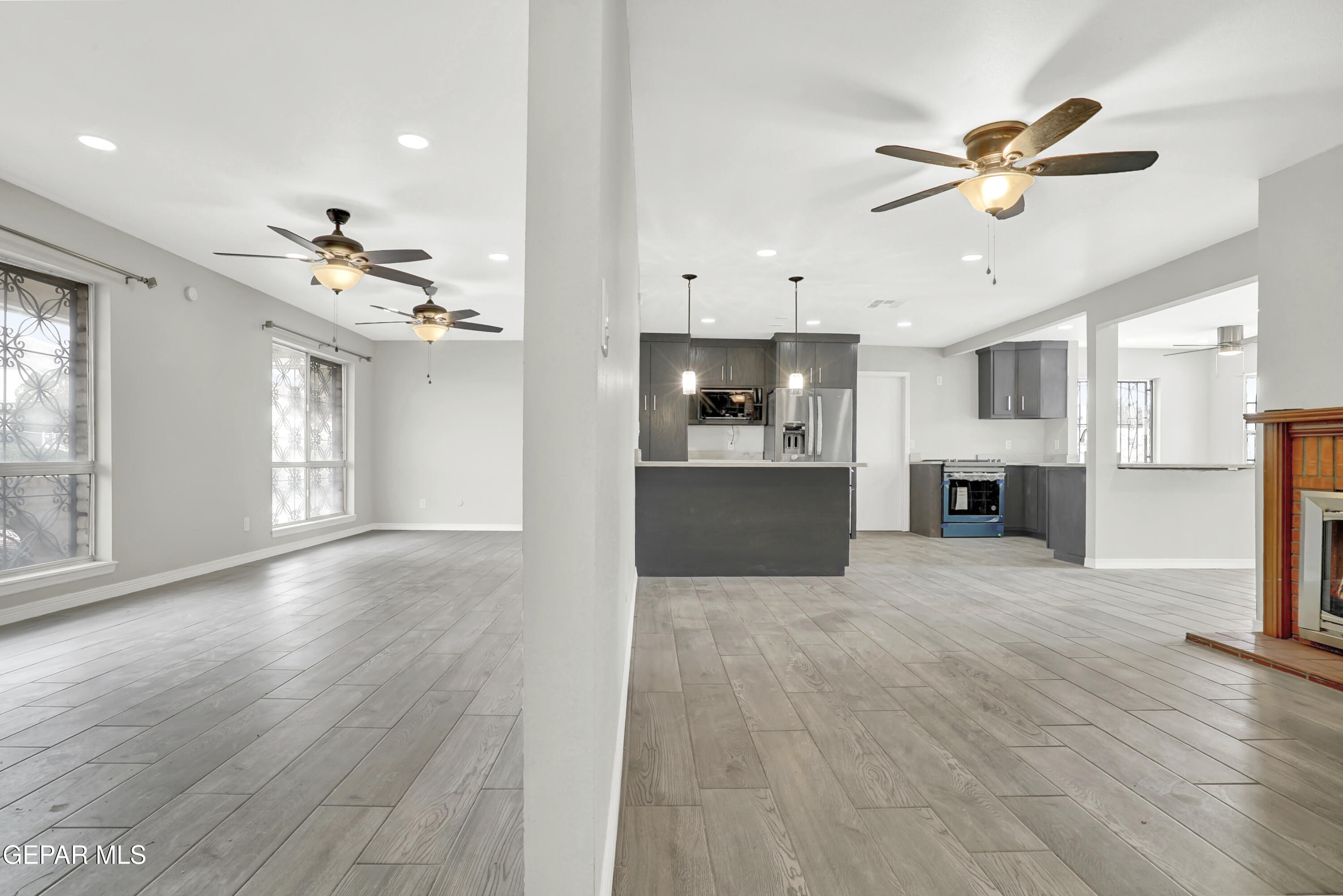 4507 HELLAS Drive